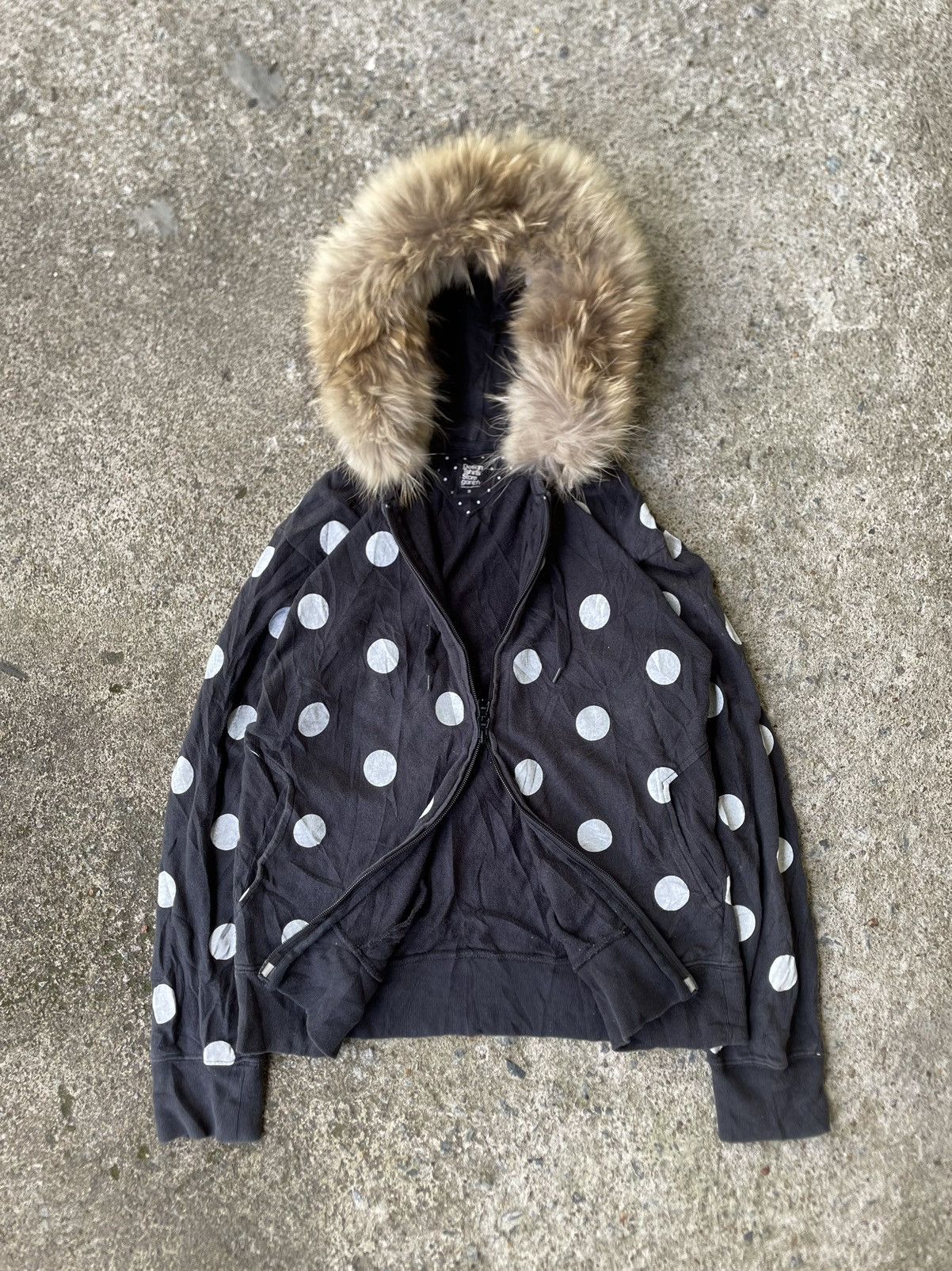 Le Grande Bleu (L.G.B.) Japanese Brand Polkadot Art Faux Fur Hoodie LGB Style Size US S / EU 44-46 / 1 - 1 Thumbnail