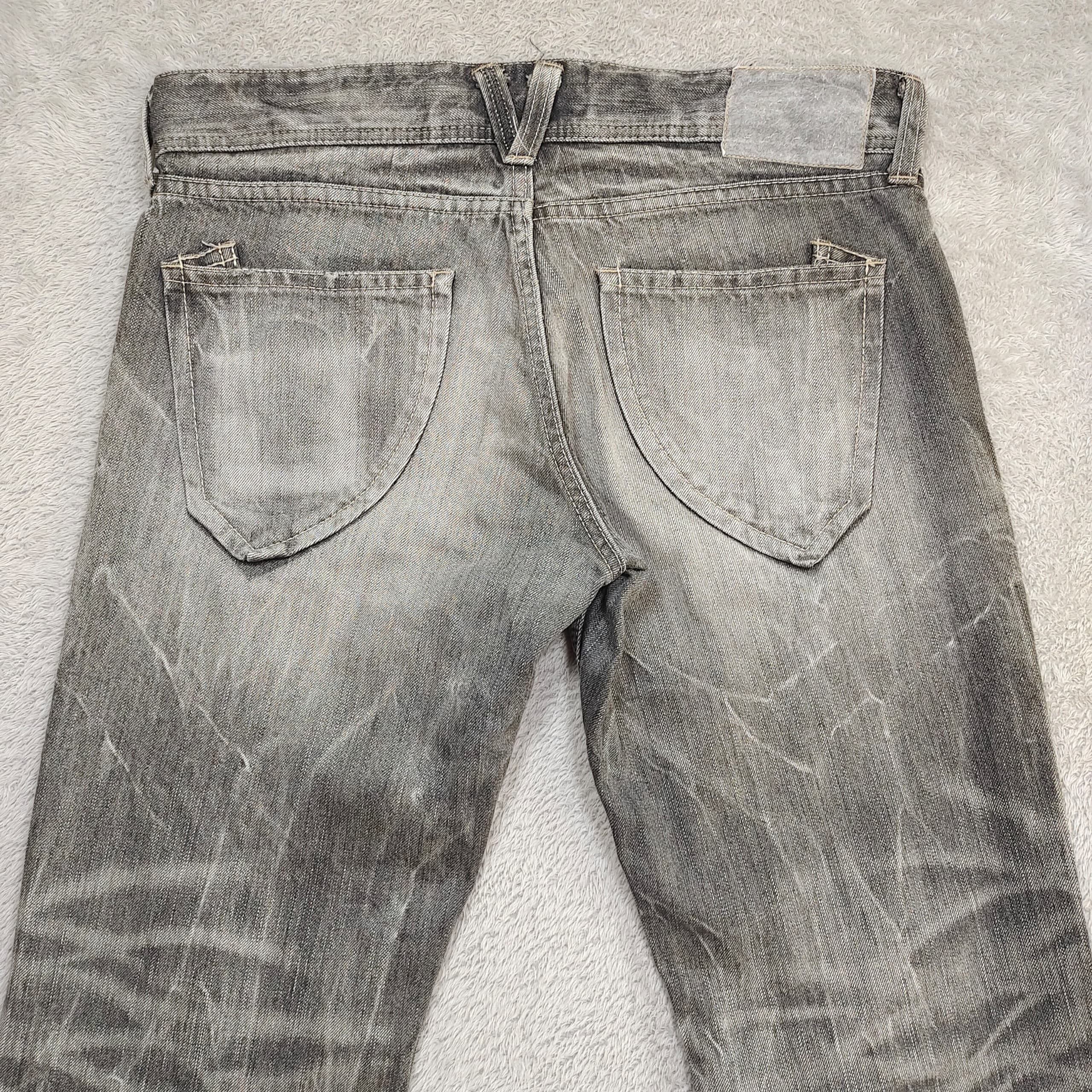 Vanquish Vintage Vanquish Gold Black Distressed Slim-Fit Jeans Size US 34 / EU 50 - 10 Thumbnail