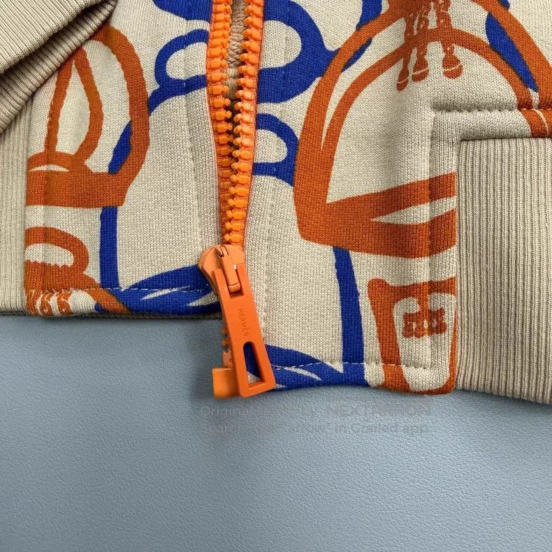 Hermes Hermes Camel color full logo zipper jacket Size XS / US 0-2 / IT 36-38 - 7 Thumbnail