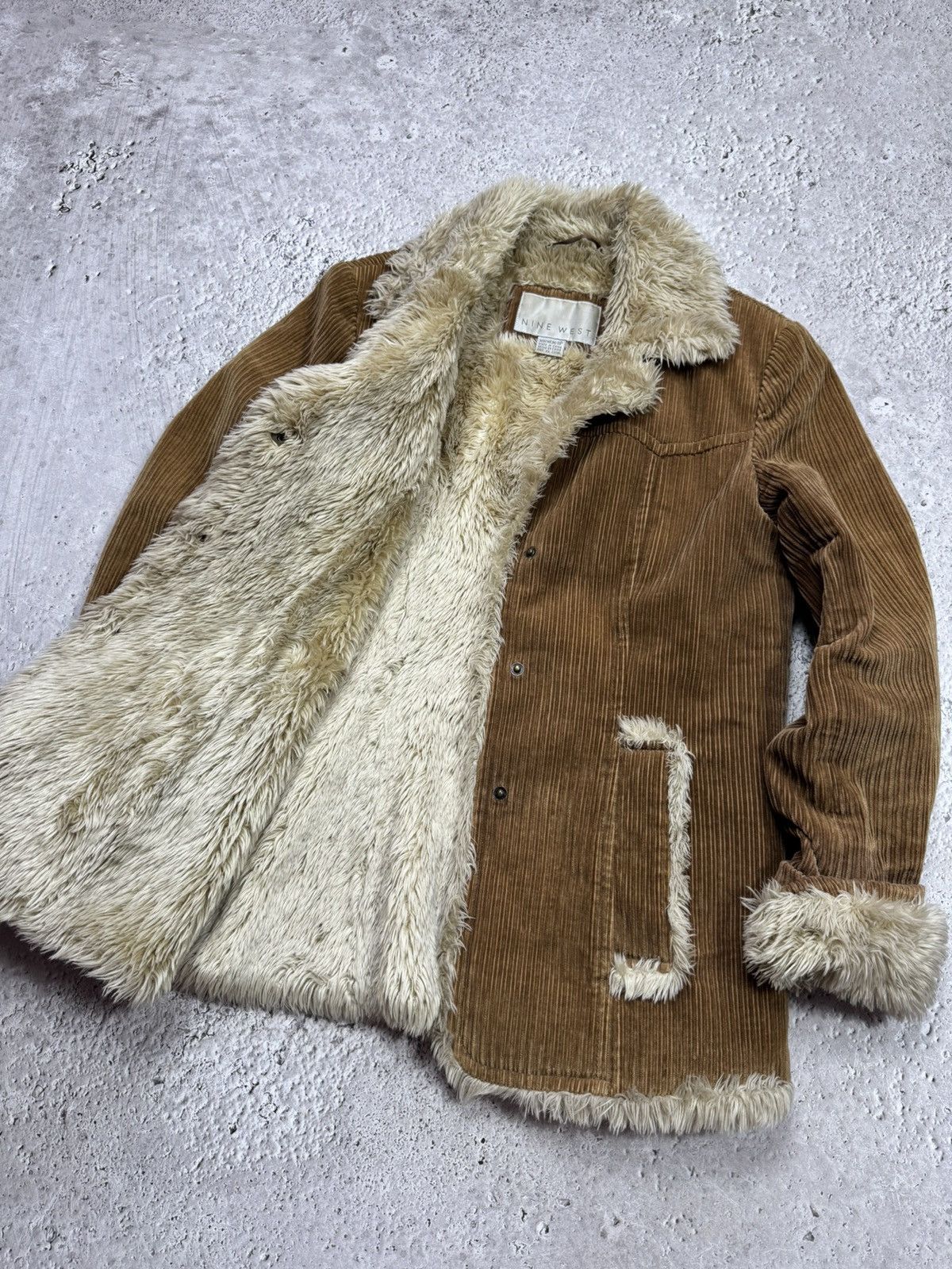Other Vintage Nine West Corduroy Sherpa Faux Fur Jacket Coat XS Size XS / US 0-2 / IT 36-38 - 9 Thumbnail