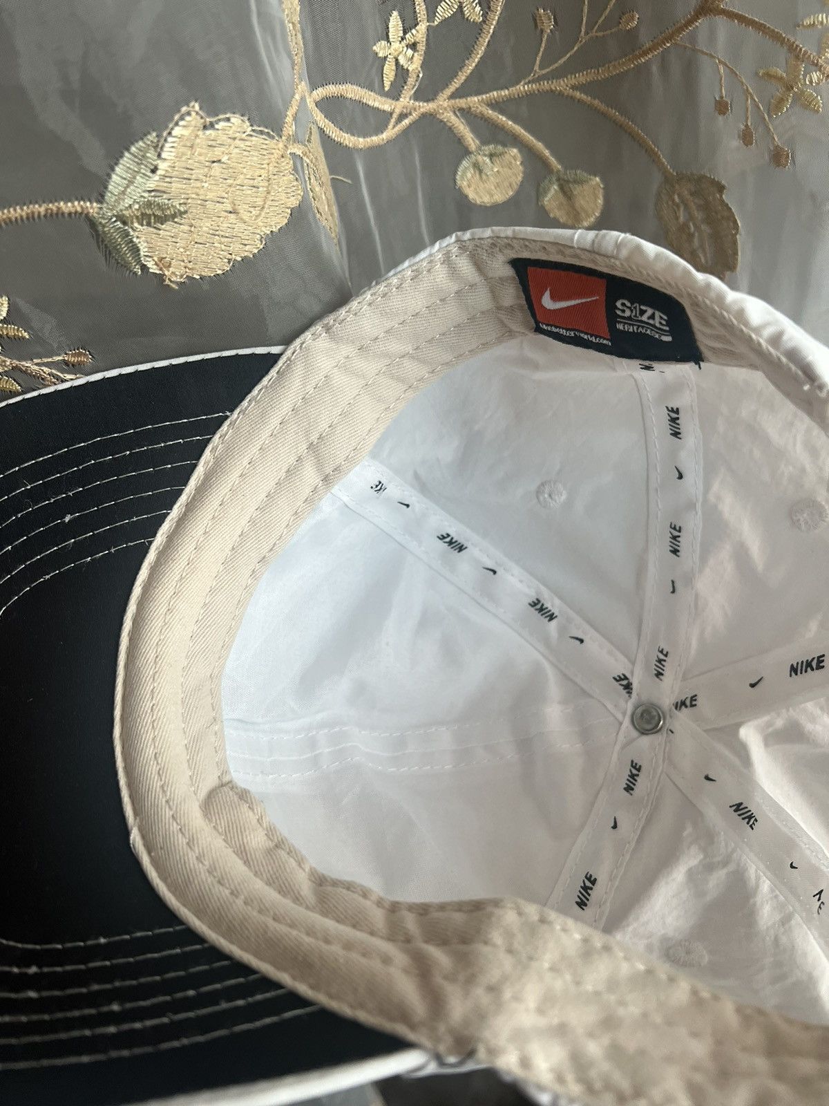 Nike Nike Vintage Cap Small Metal Logo Y2K Swoosh Size ONE SIZE - 14 Thumbnail