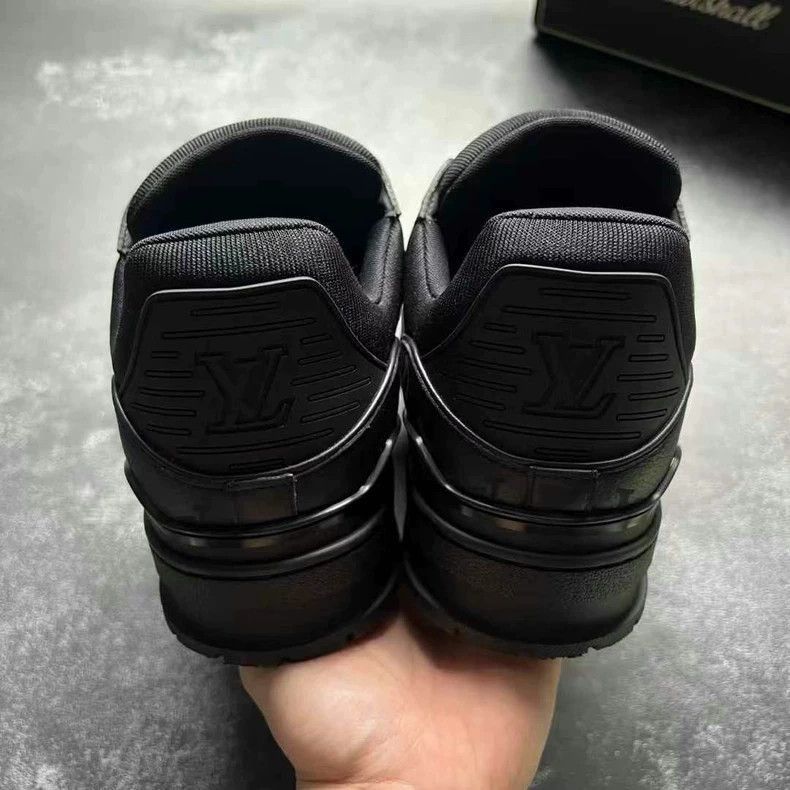 Louis Vuitton Louis Vuitton Louis Vuitton Trainer Sneakers Black Colorwa Size US 11 / EU 44 - 6 Thumbnail