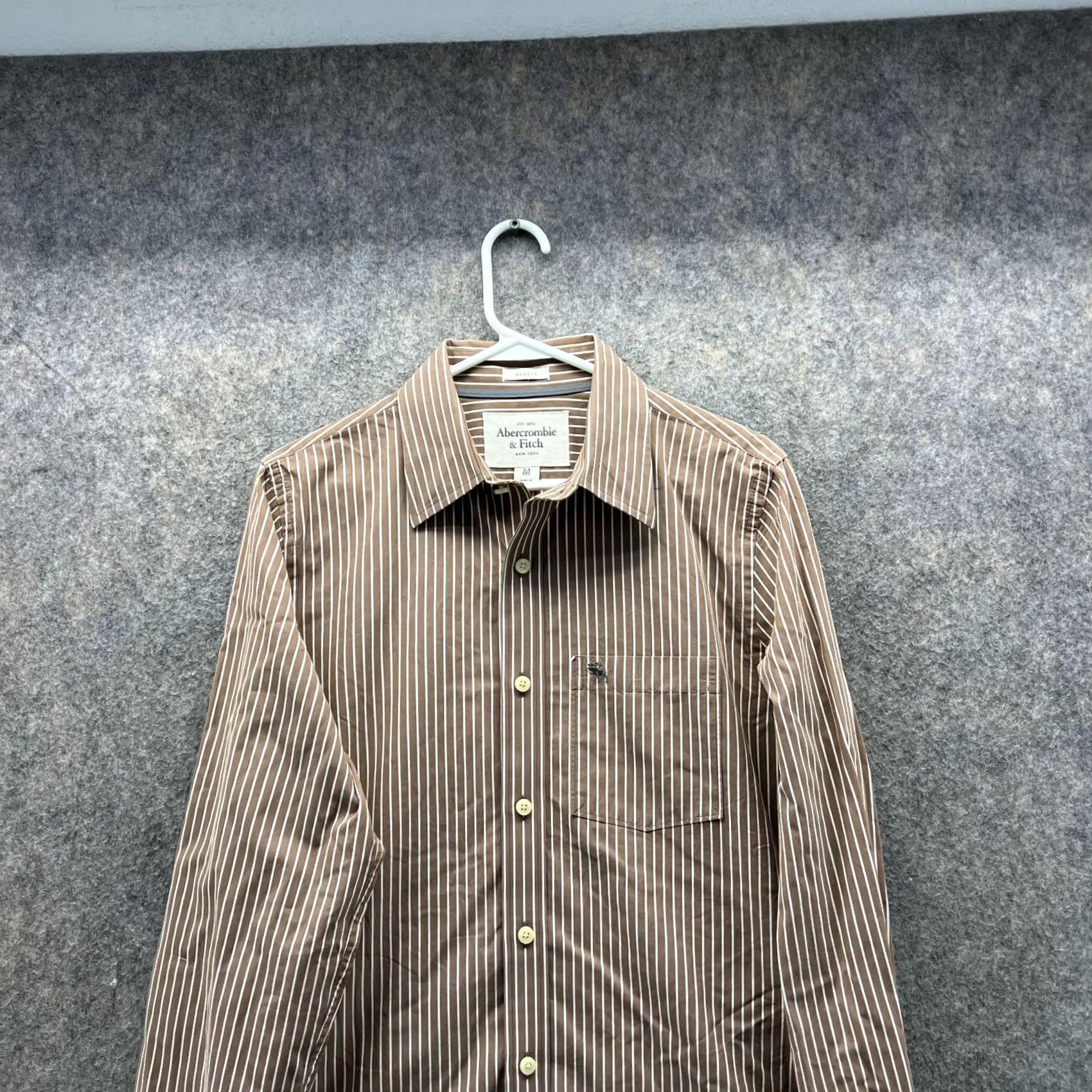 Abercrombie & Fitch VINTAGE Abercrombie & Fitch Shirt Mens Medium Brown Striped Button-Down Collared Long Sleeve Cotton Casual Formal Workwear Charcoal? Size US M / EU 48-50 / 2 - 2 Thumbnail