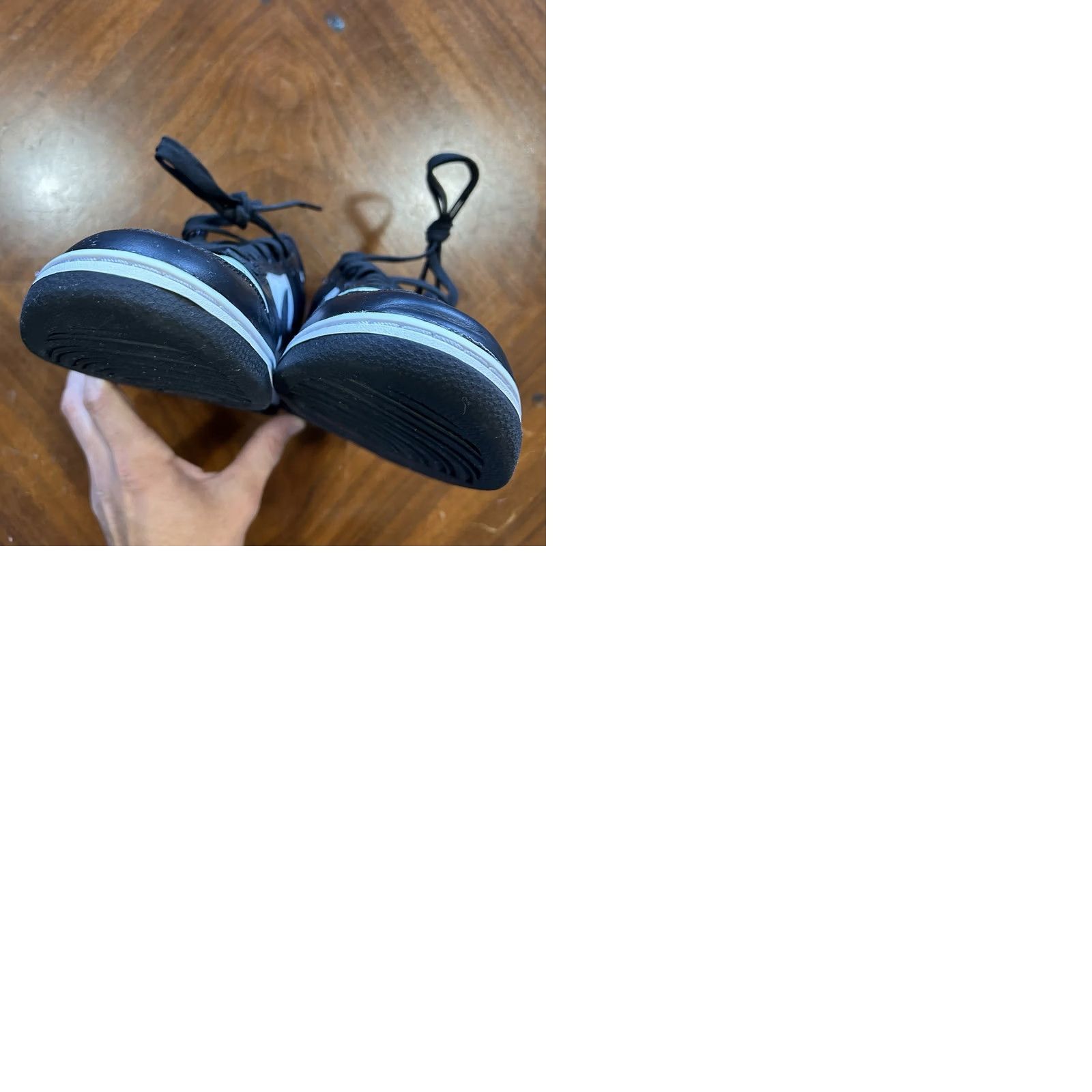 Nike Nike Dunk Low Panda Size 9.5 Black/White DD1391-100 2024 Used Men's Size US 10 / EU 43 - 10 Thumbnail