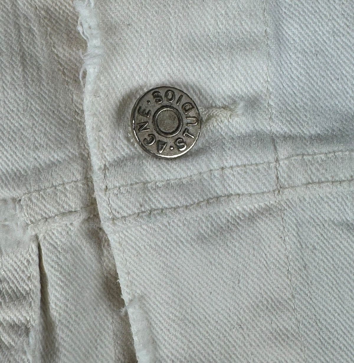 Acne Studios Acne Studios Distressed Denim Jacket Tag Used Ecru size 38 Size XS / US 0-2 / IT 36-38 - 9 Thumbnail