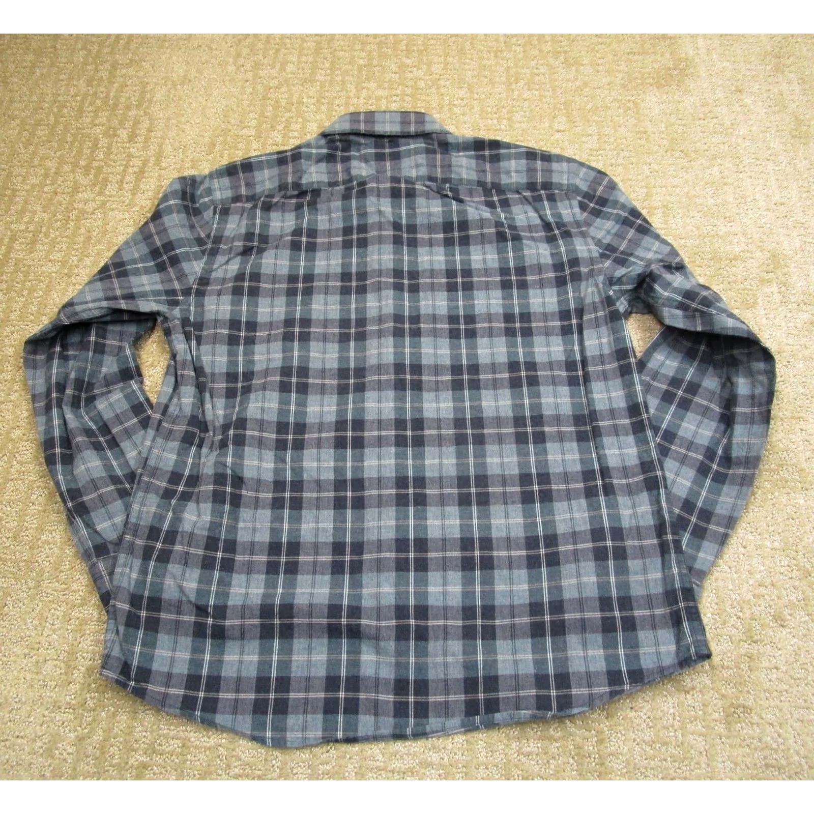 UNTUCKit UNTUCKit Shirt Men Medium Gray Plaid Flannel Long Sleeve Button-Up Casual Regular Size US M / EU 48-50 / 2 - 3 Thumbnail