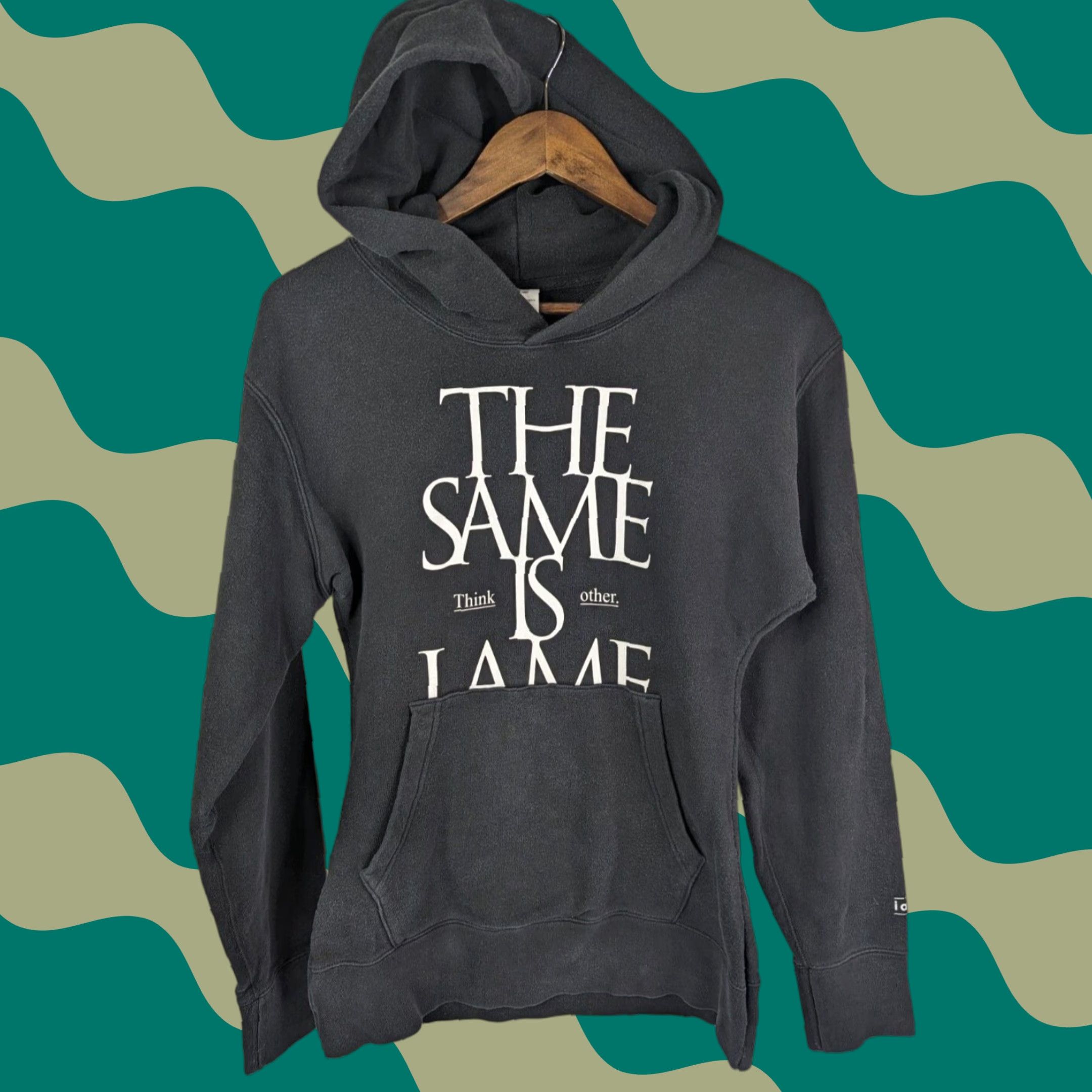Uniqlo Uniqlo Hoodies Sweatshirt L Black Women's Pullover I Am Other The Same is Lame Size L / US 10 / IT 46 - 1 Thumbnail