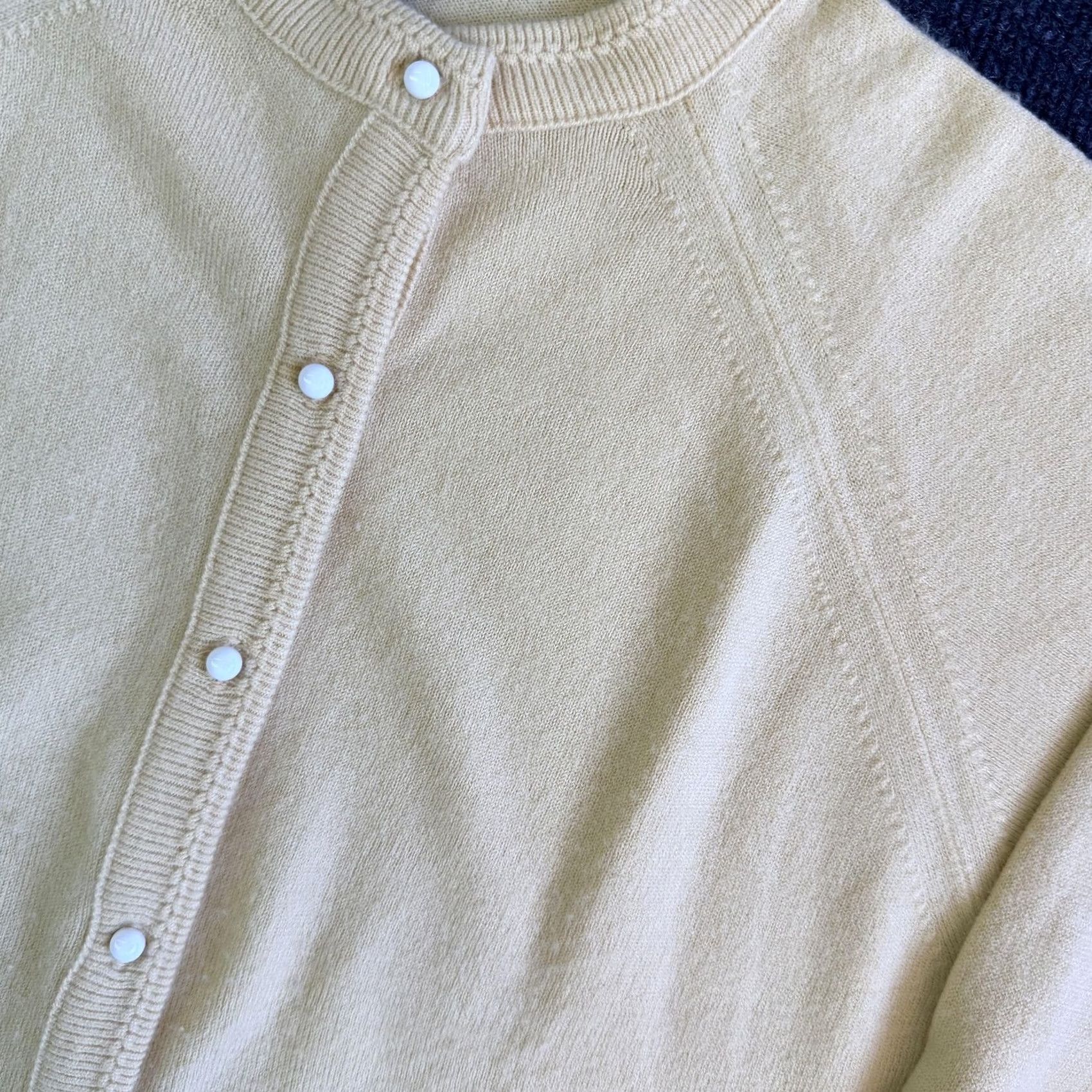 Vintage VINTAGE Designers Originals Cardigan Shirt Womens Medium Yellow Button Front Knit USA Size M / US 6-8 / IT 42-44 - 2 Thumbnail
