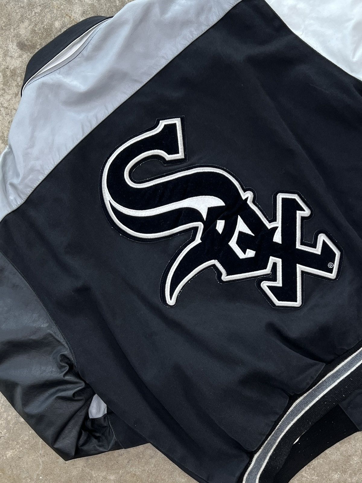 Jeff Hamilton Vintage Jeff Hamilton MLB White Sox Jacket XL Size US XL / EU 56 / 4 - 1 Thumbnail