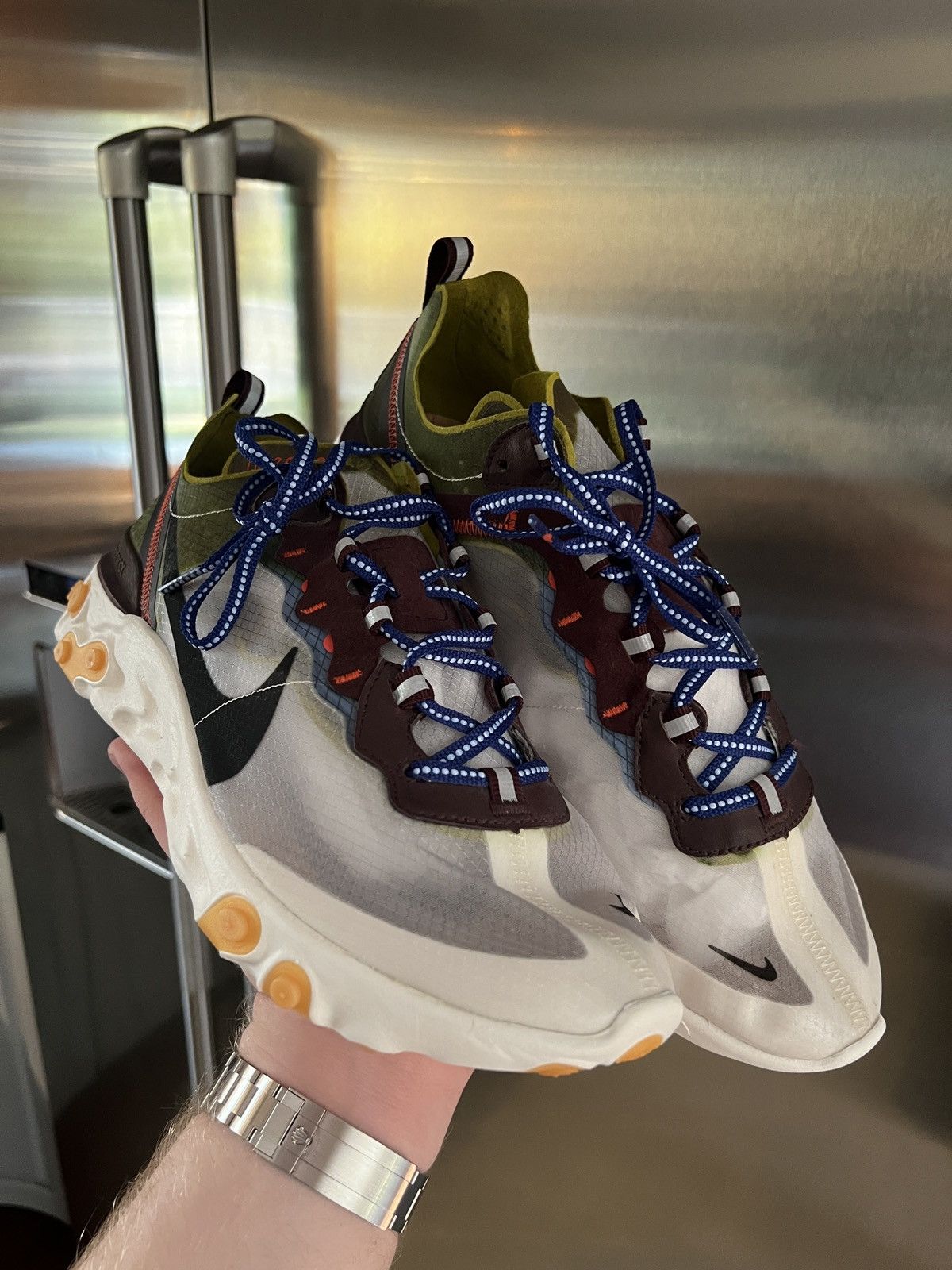 nike react element 87 moss on feet