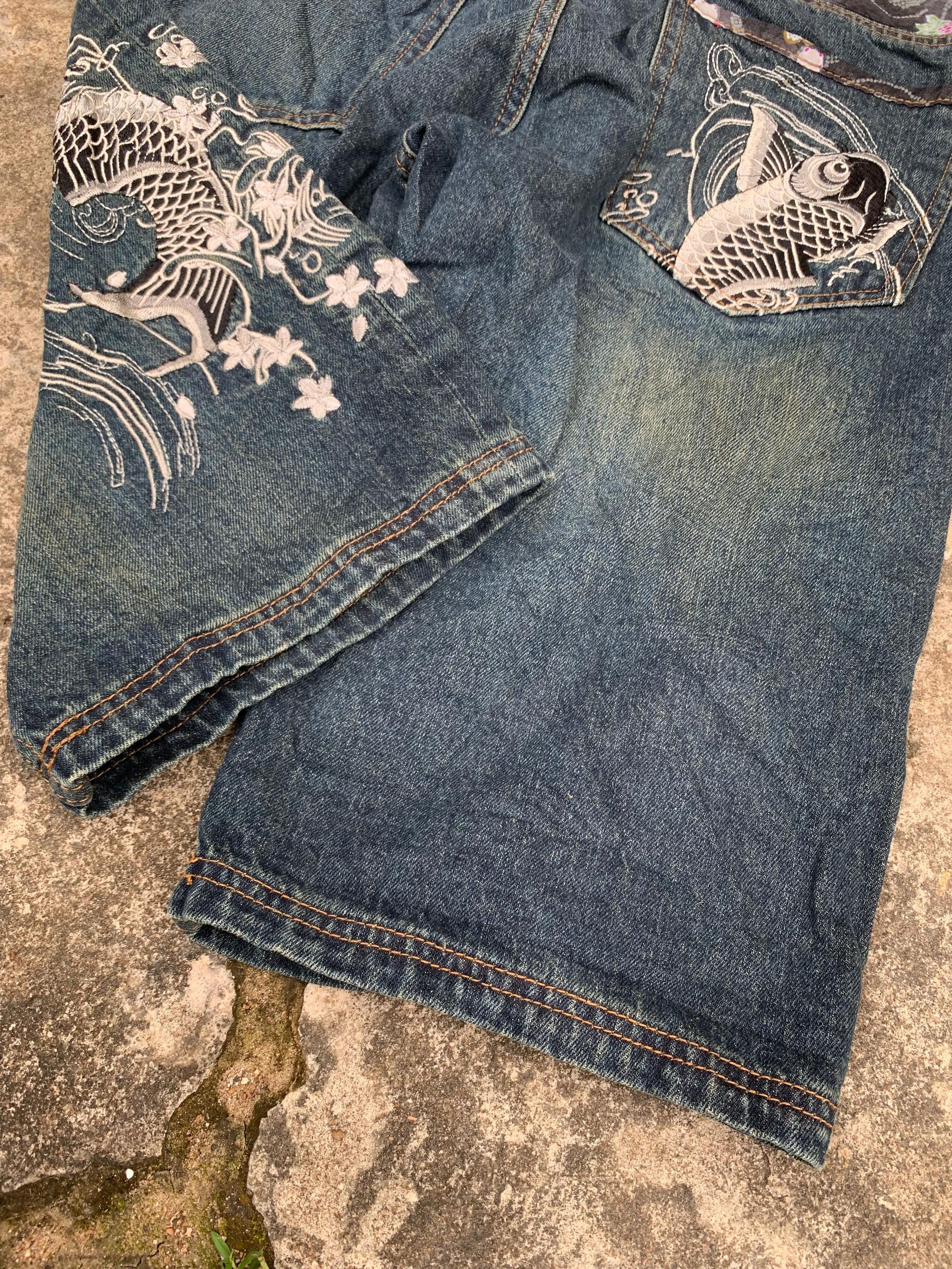 Designer × Japanese Brand Memory Special Koi Fish Short Pants Size US 34 / EU 50 - 8 Thumbnail