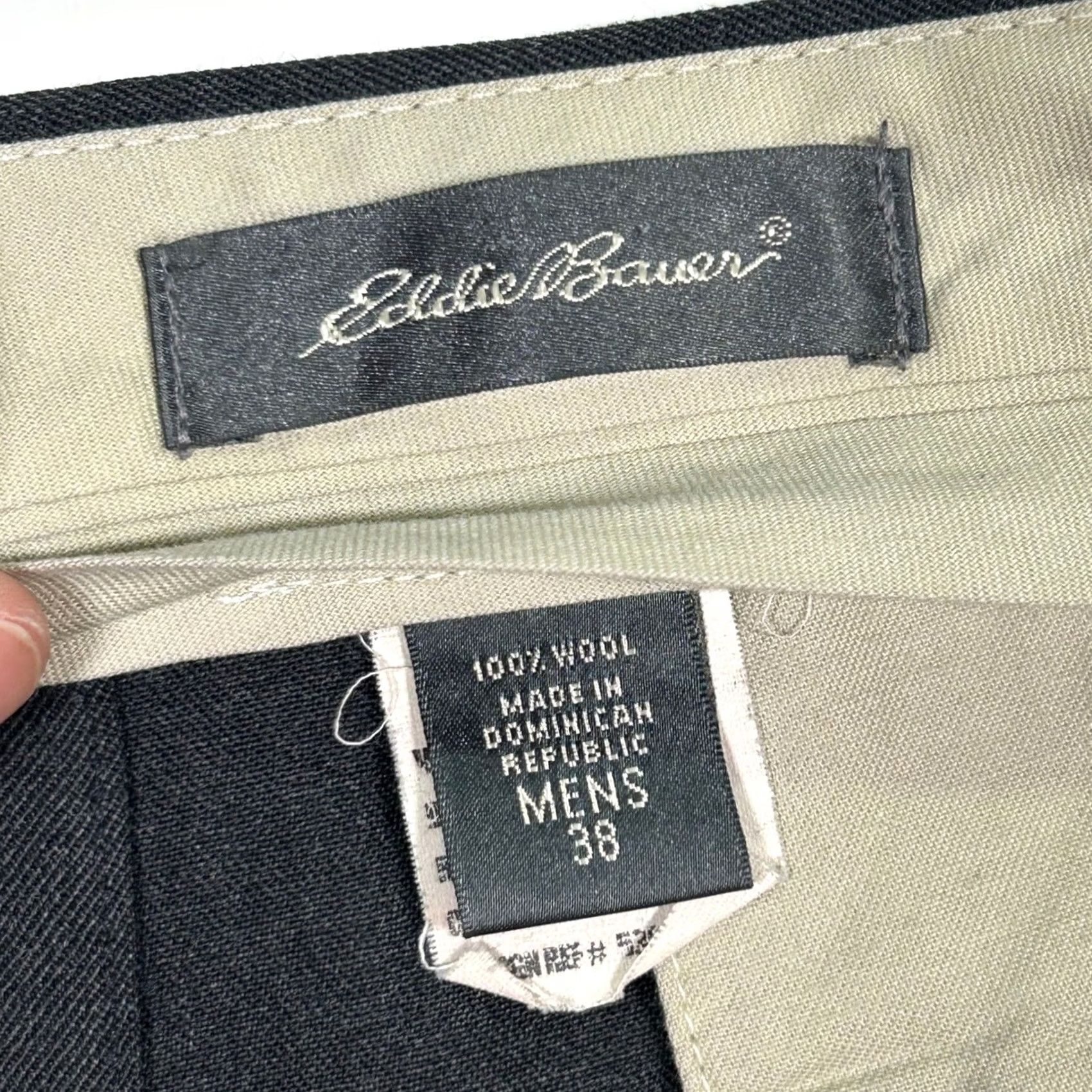 Eddie Bauer VINTAGE Eddie Bauer Dress Pants Wool Gray Pleated Front Mens Size 38 Size US 38 / EU 54 - 5 Thumbnail
