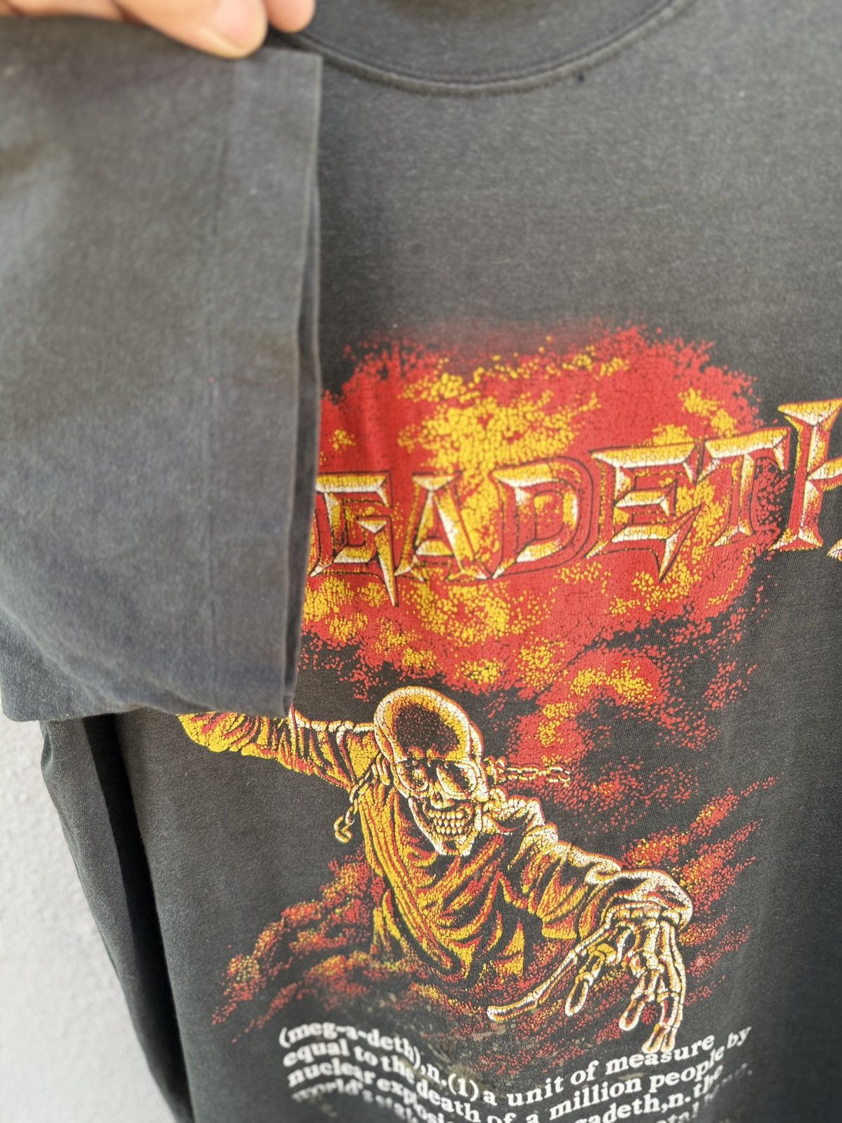 Band Tees Thrashed Vintage 80s Megadeth Heavy Metal Faded Promo Tee Size US M / EU 48-50 / 2 - 8 Thumbnail