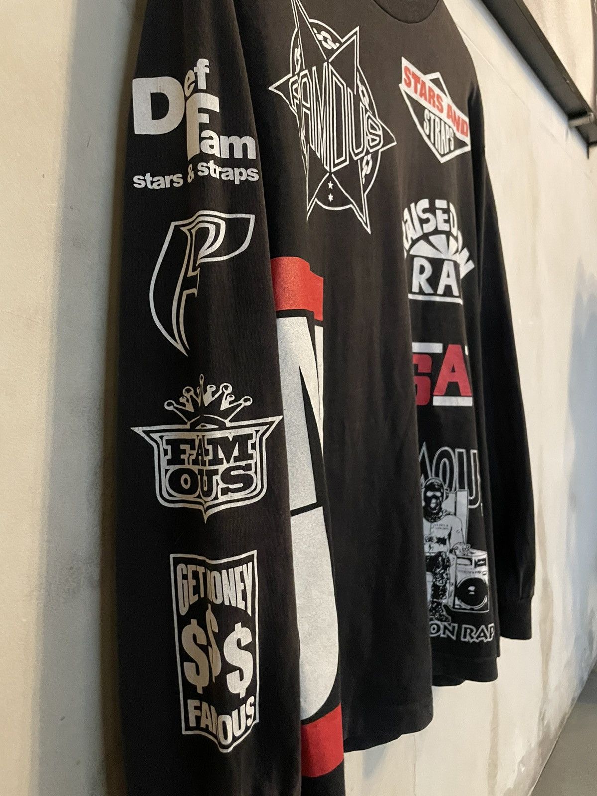 Vintage Famous travis run dmc beastie ruff outkast ripoff tee size M Size US M / EU 48-50 / 2 - 3 Thumbnail