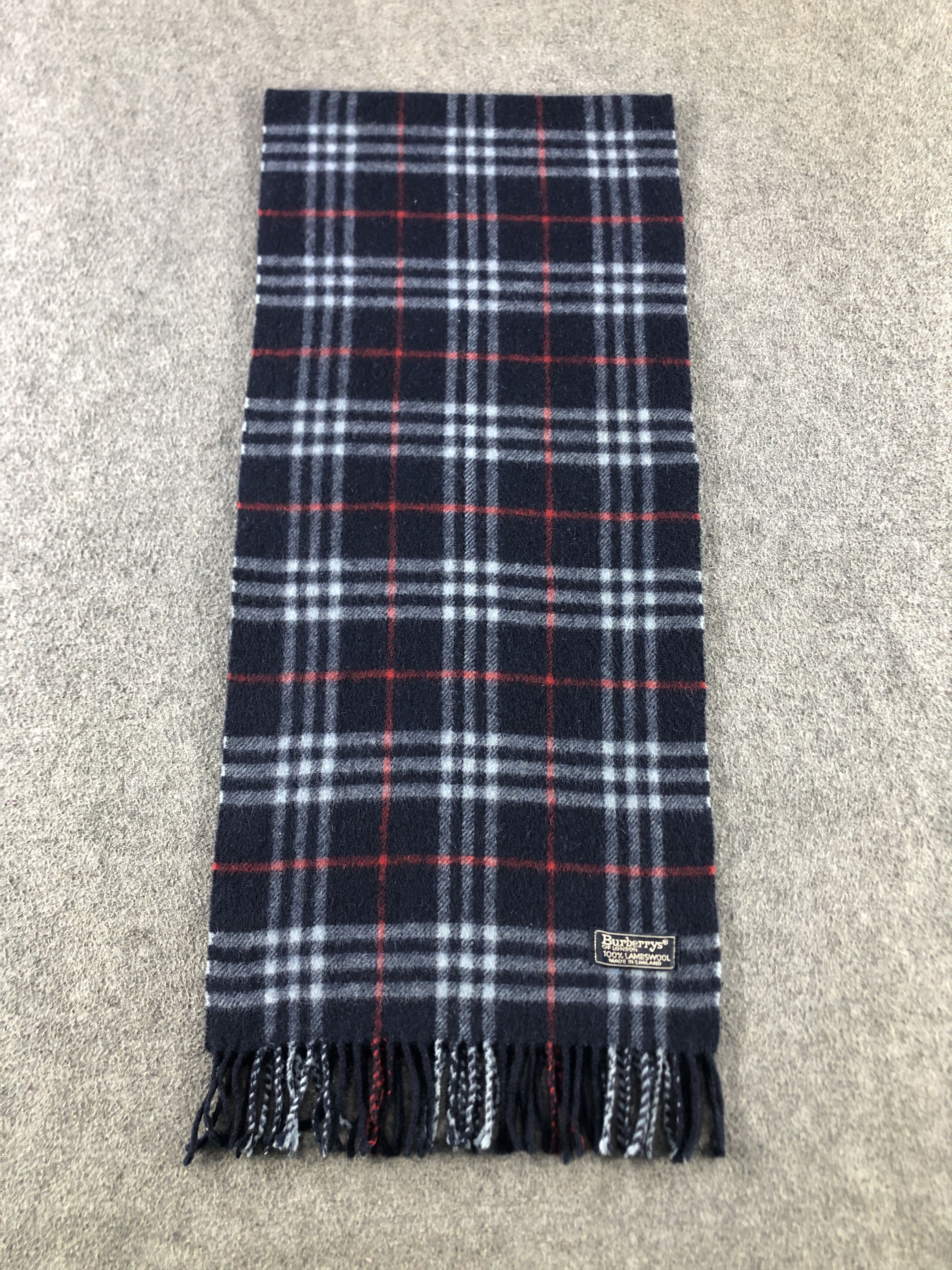 Burberry Burberry Scarf / Muffler / Neckwear P934 Size ONE SIZE - 2 Thumbnail