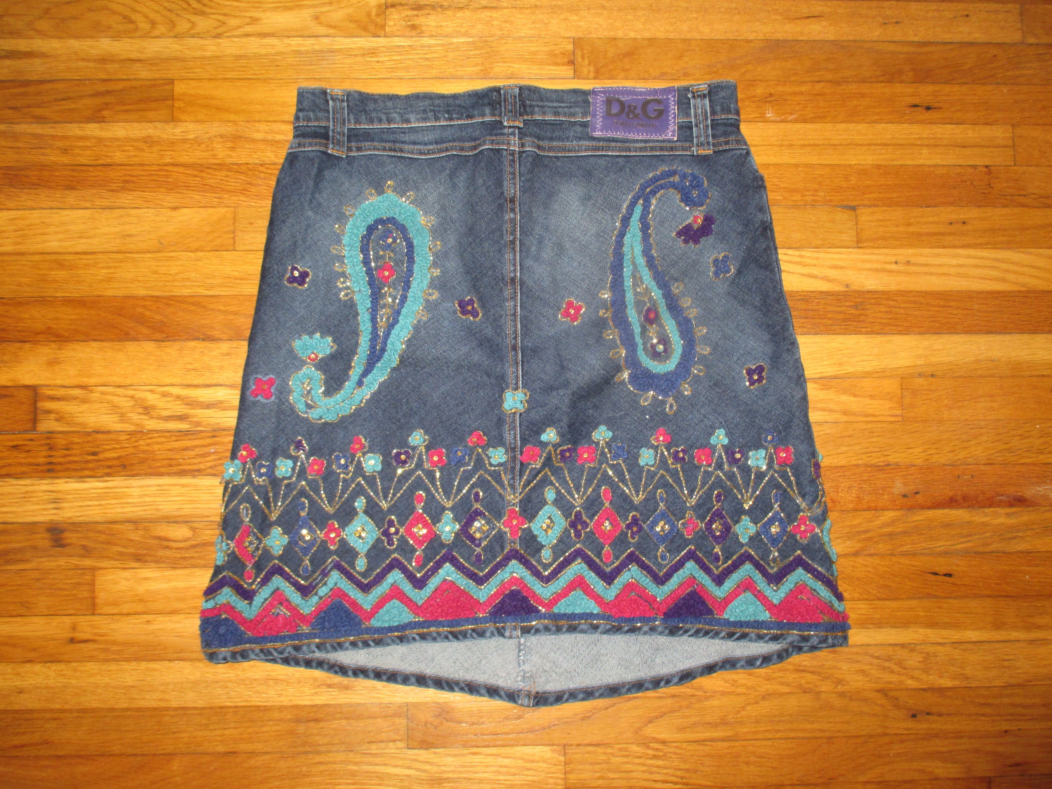 Dolce & Gabbana Vintage 2000s Dolce & Gabbana Southwestern Denim Skirt Size 30" / US 8 / IT 44 - 5 Thumbnail