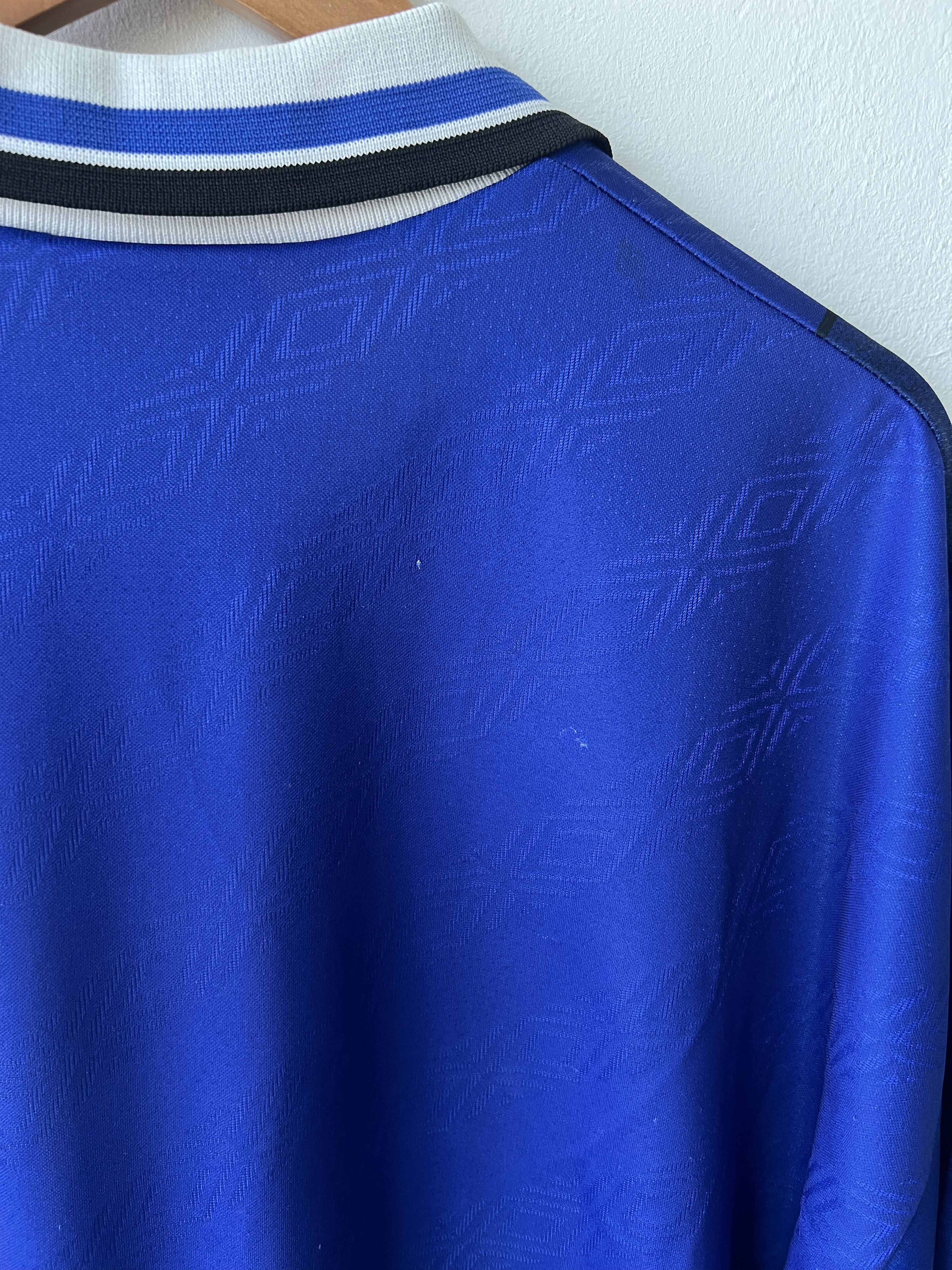 Umbro (XL) Ipswich 1994-95 Home Kit Size US XL / EU 56 / 4 - 10 Thumbnail