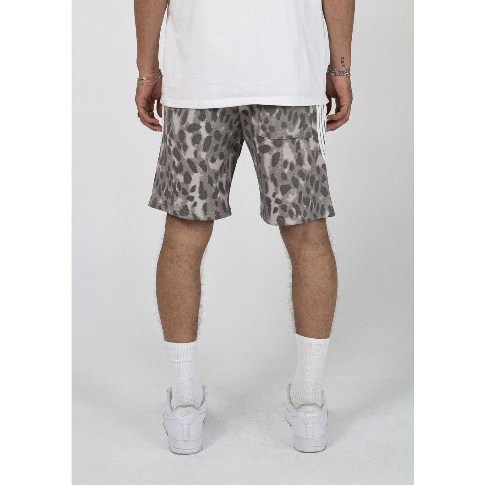 EPTM. EPTM Gray Leopard Print Stripe Shorts Streetwear Size M NWT Size US 32 / EU 48 - 4 Thumbnail