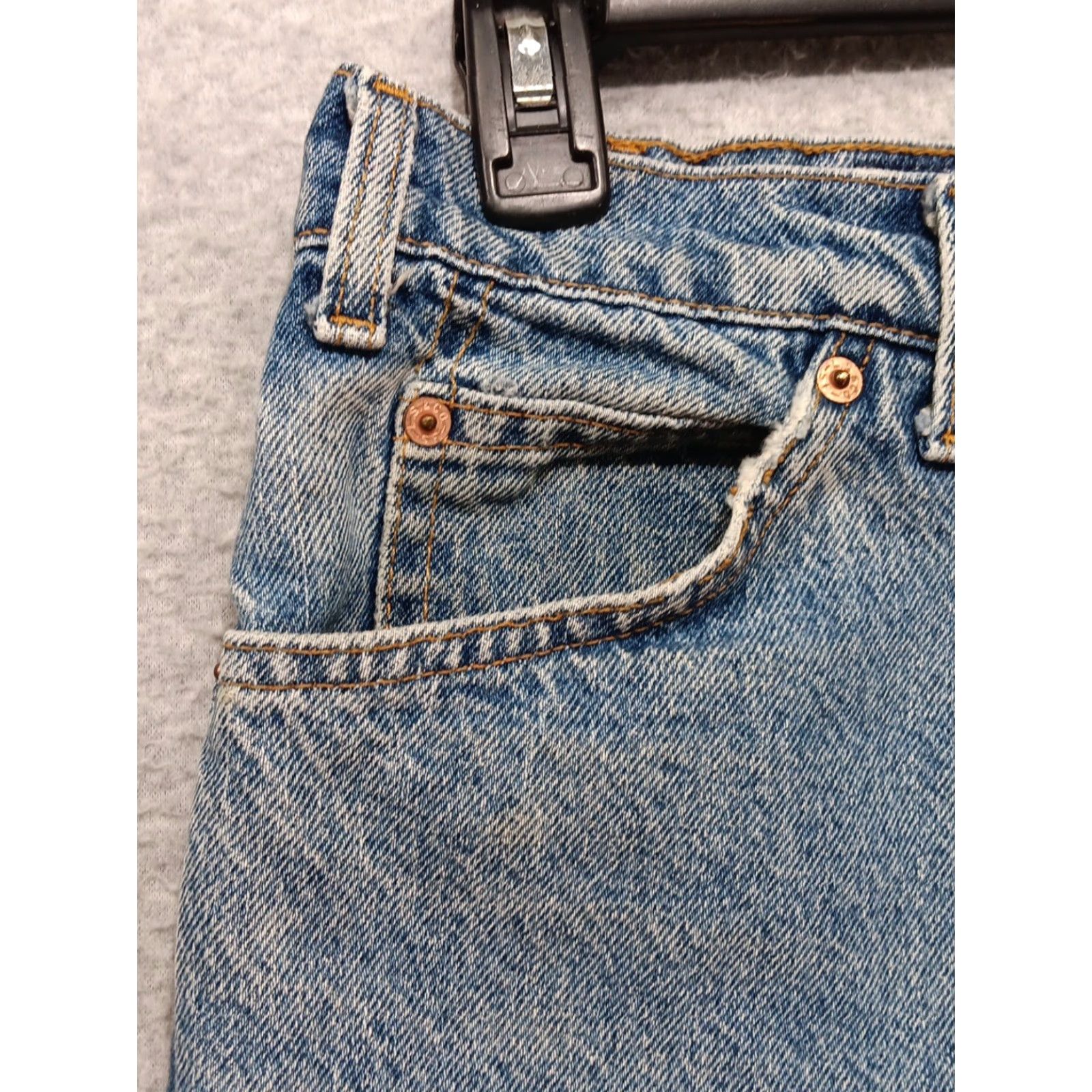 Levi's VINTAGE Levi’s 505 Jeans Men 36x30 Blue Denim Regular 90s Grunge USA Levi’s Logo Pockets Mid Rise Casual* Size US 36 / EU 52 - 4 Thumbnail