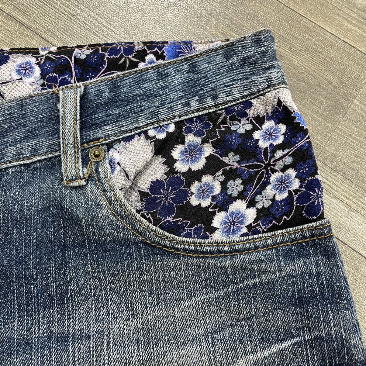 Ed Hardy Vintage Karakuri Tamashii Koi Flowers Embroidery Jeans Y2K Size US 32 / EU 48 - 13 Thumbnail