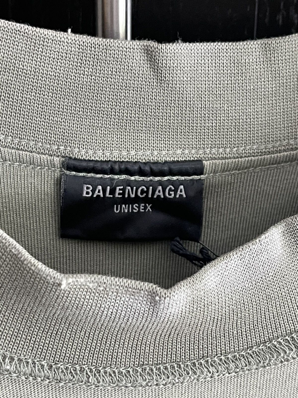 Balenciaga Lunar New Year T Size US S / EU 44-46 / 1 - 3 Thumbnail