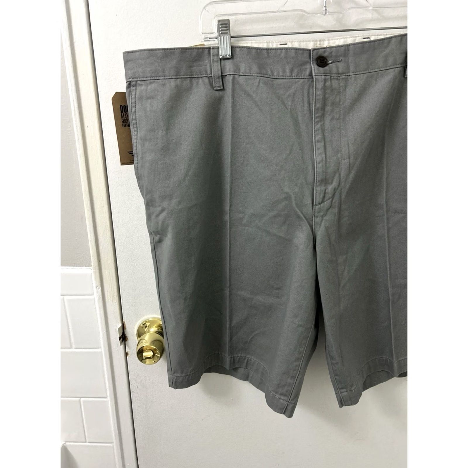 Dockers DOCKERS The Perfect Shorts Mens 44 Gray Cotton Chino Flat Front 10" NWT Size US 44 / EU 60 - 6 Thumbnail