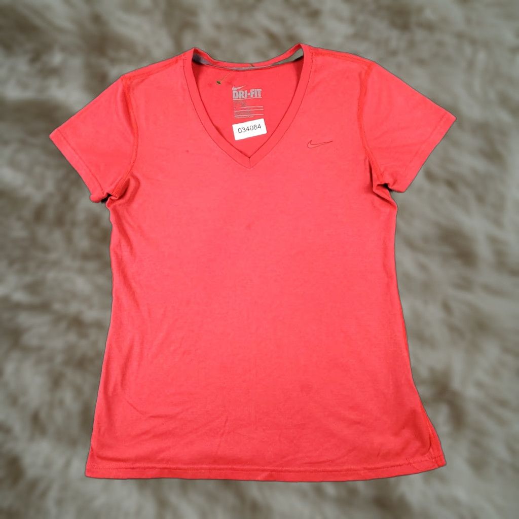 Nike Nike T Shirt Womens Size Medium Pink V Neck Swoosh Short Sleeve Ladies - Nike Shirt Womens Medium Pink V-Neck Short Sleeve Logo Basic casual wear Size M / US 6-8 / IT 42-44 - 1 Thumbnail