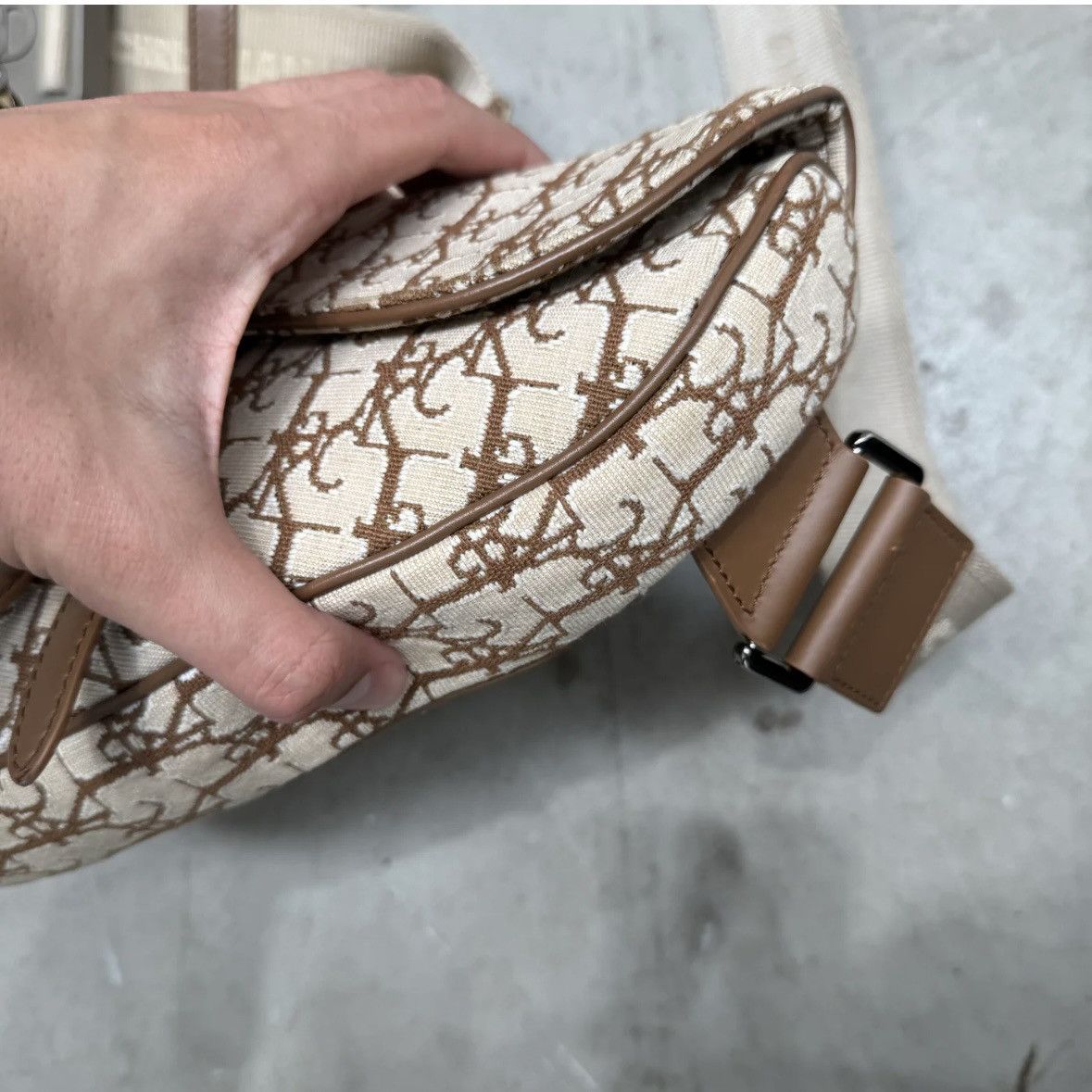 Dior × Travis Scott Dior x CACTUS JACK Oblique Jacquard Saddle Bag Size ONE SIZE - 7 Thumbnail