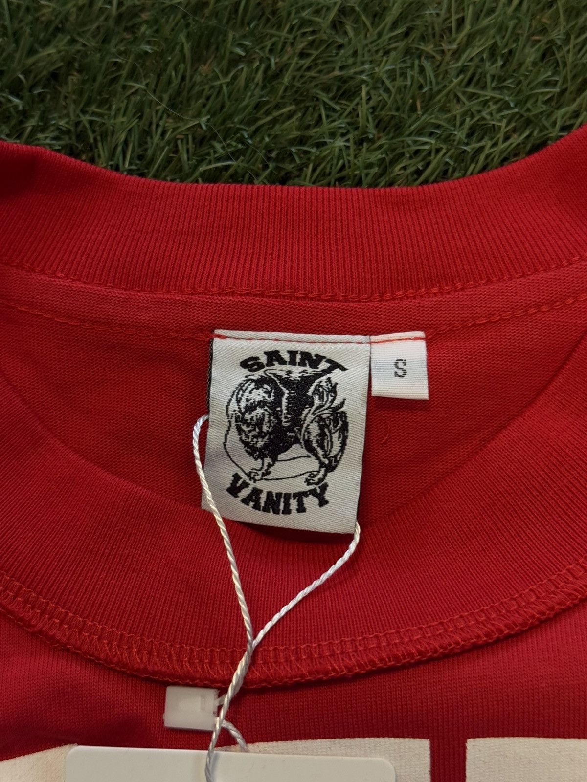Saint Vanity Saint Vanity Red White Tee Shirt Size Small (NEW) Size US S / EU 44-46 / 1 - 5 Thumbnail
