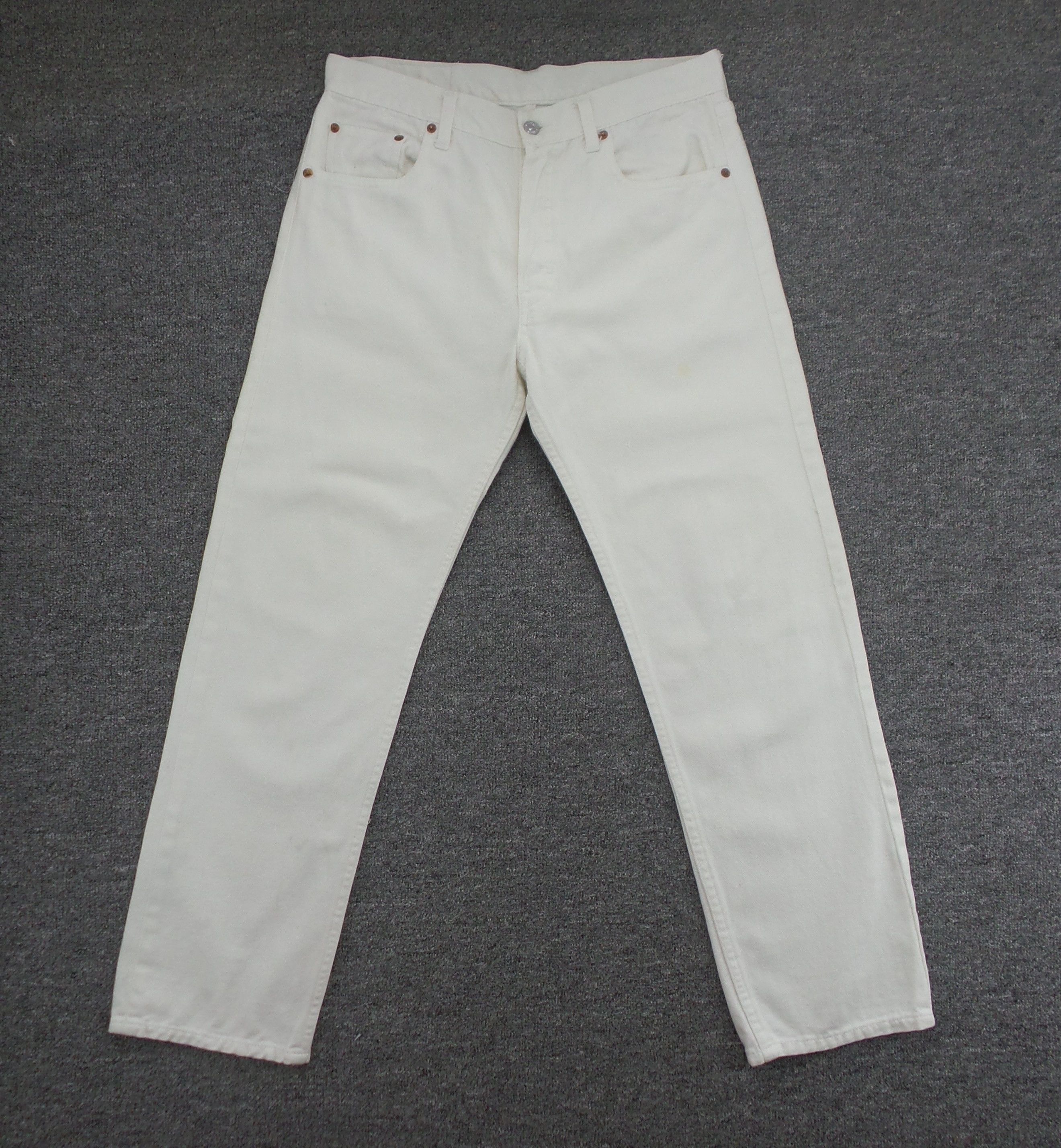 Levi's Levi's 501 Button Fly Jeans W32xL39.5 Size US 34 / EU 50 - 1 Thumbnail