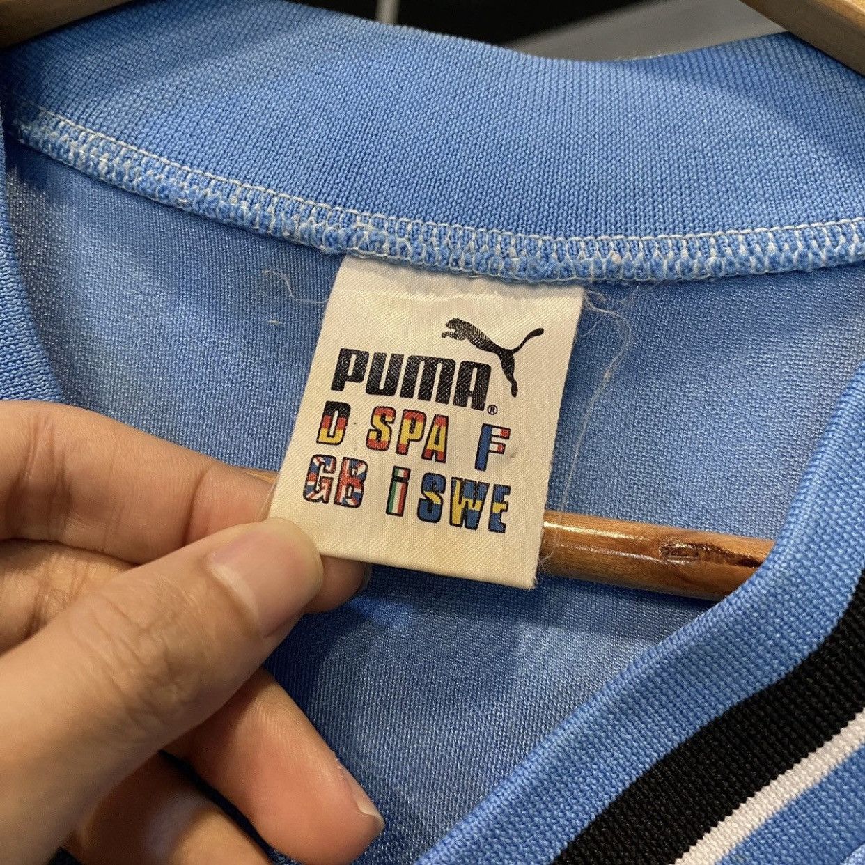 Puma vintage Jubilo Iwata By Puma jersey Size US L / EU 52-54 / 3 - 11 Thumbnail