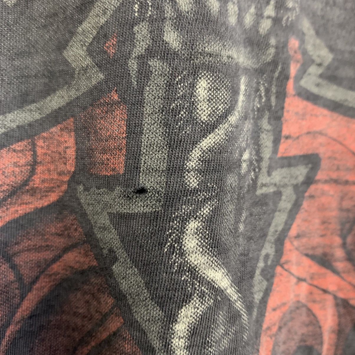 Japanese Brand Crazy Distressed Skull & Flame Tee True Vintage Style Size US L / EU 52-54 / 3 - 6 Thumbnail