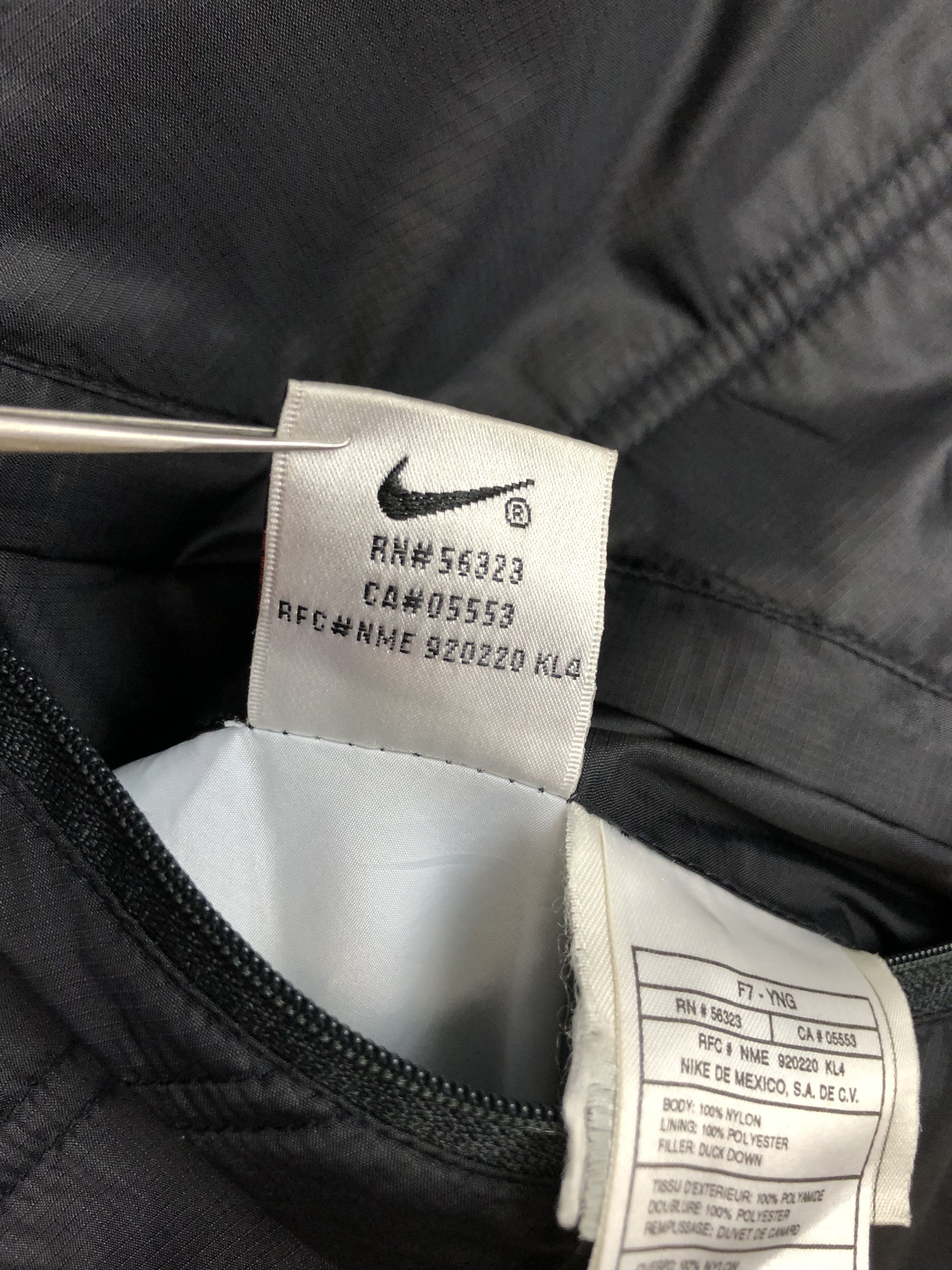 Nike Vintage Pro Line Nike Oakland Raiders Puffer Vest Two Sided Size US L / EU 52-54 / 3 - 7 Thumbnail