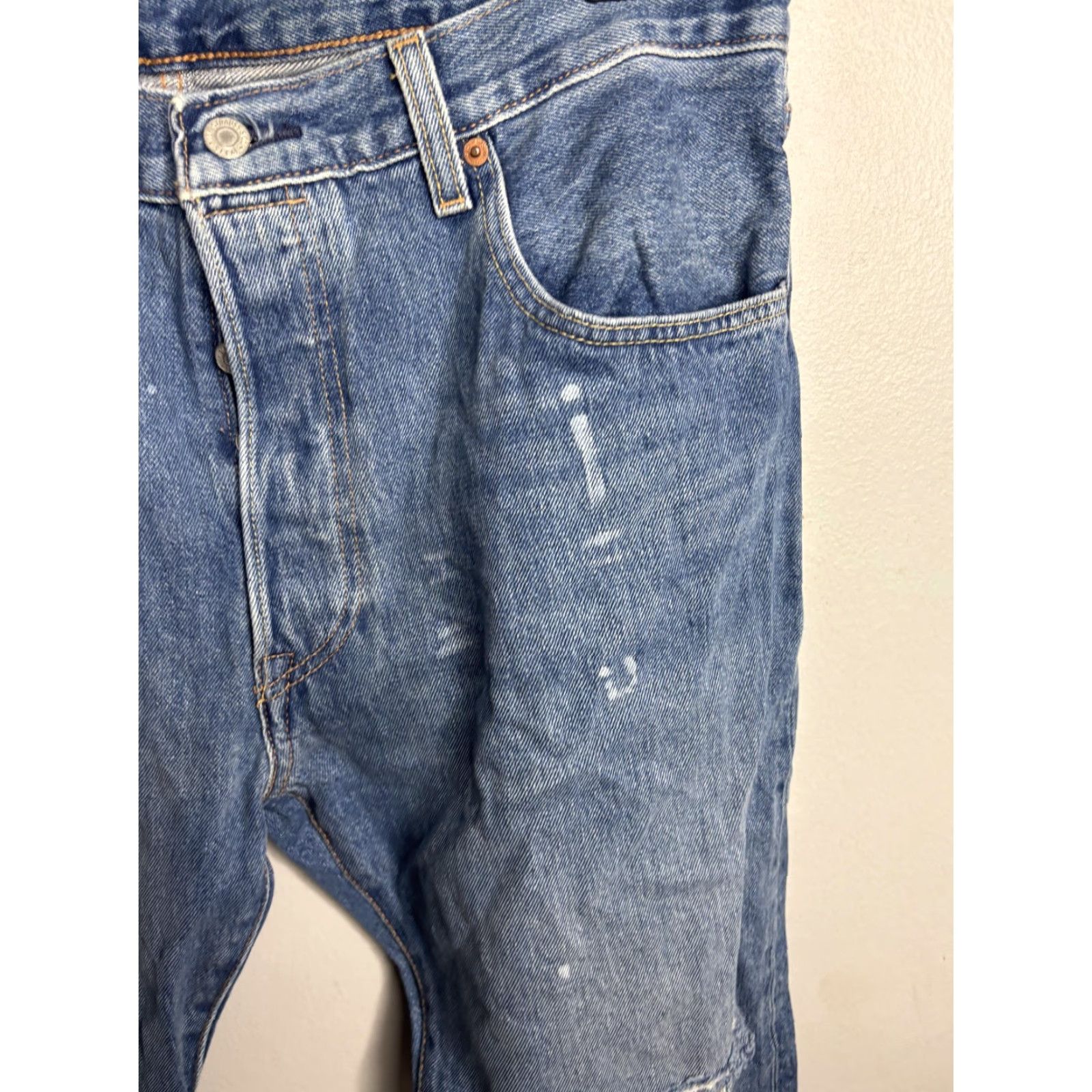 Levi's VINTAGE Levi's 501 Jeans Men's 38x30 Blue Distressed Button Fly Straight High-Rise 5-Pocket Denim Size US 38 / EU 54 - 6 Thumbnail