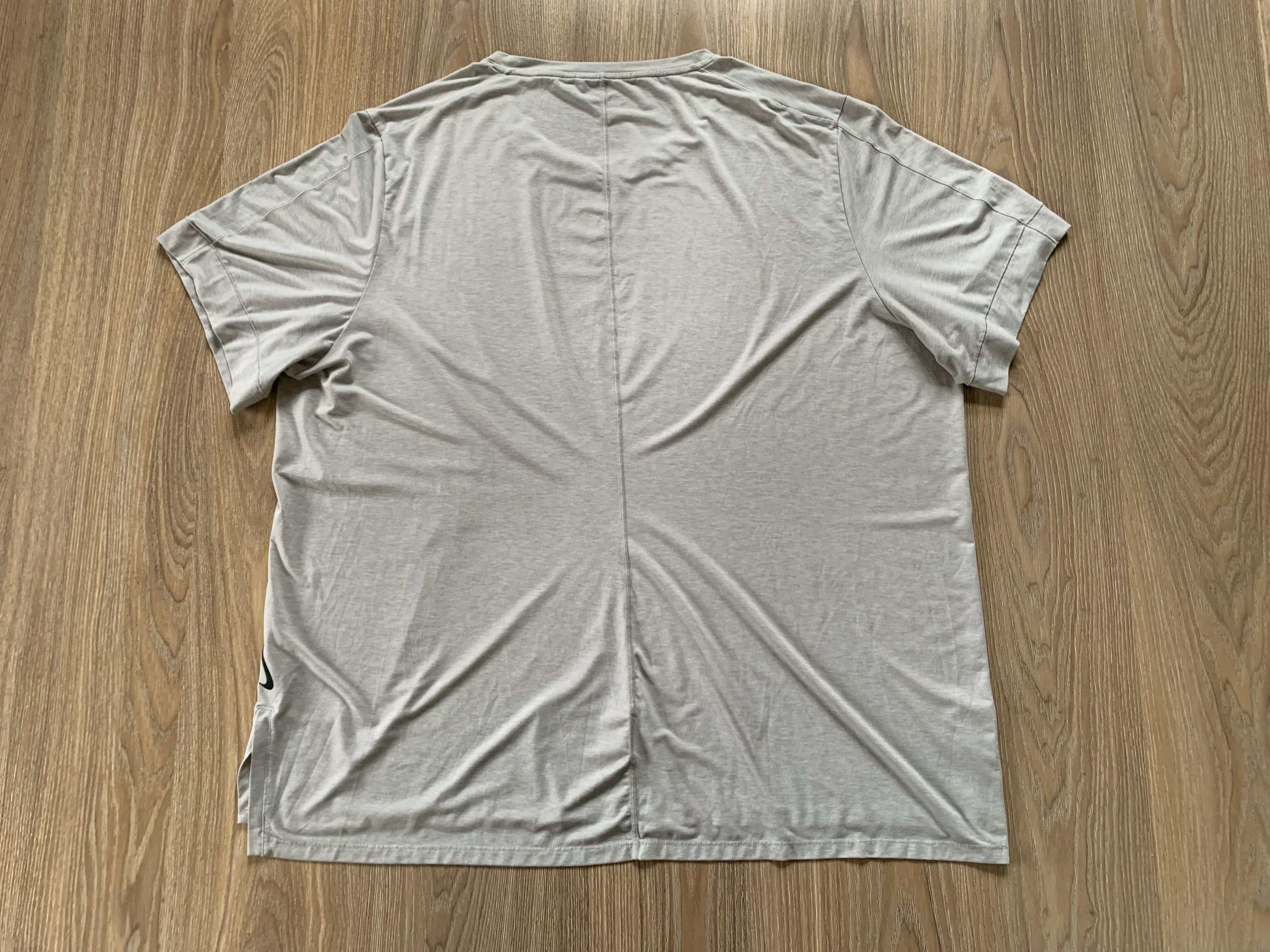 Nike Nike Light Grey Sport T Shirt Size US XXL / EU 58 / 5 - 3 Thumbnail
