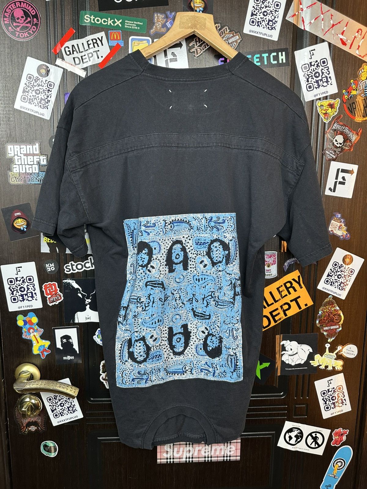 Maison Margiela Maison Margiela SS13 Upside Down Bandana T-Shit Size US L / EU 52-54 / 3 - 1 Thumbnail