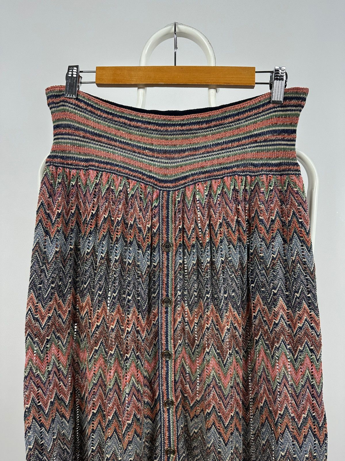 Missoni 90s Vintage Missoni Zigzag Crochet Knit A-Line Midi Skirt Size 28" / US 6 / IT 42 - 3 Thumbnail