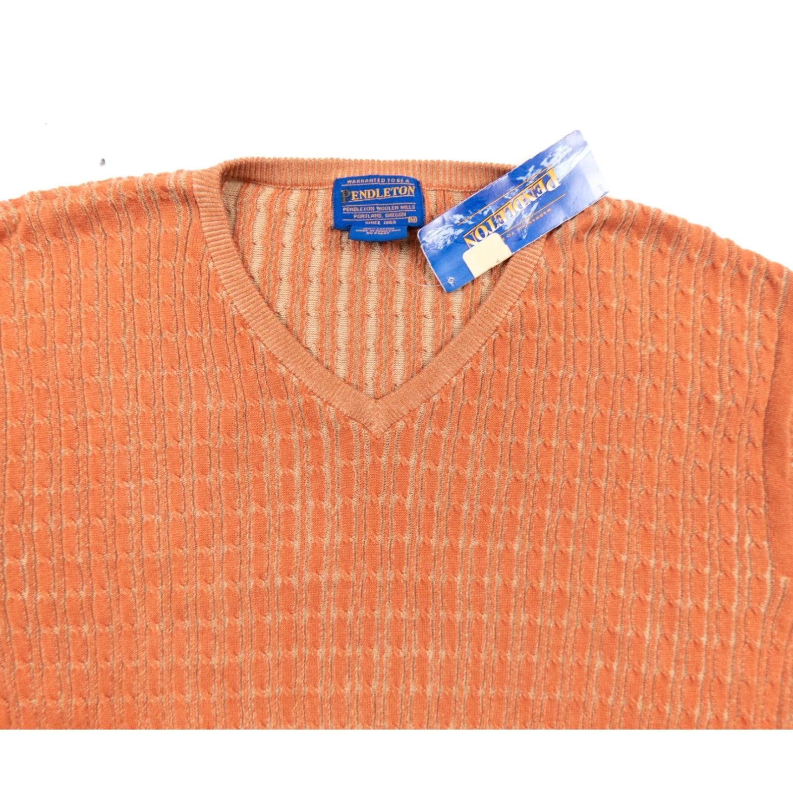 Pendleton VINTAGE Pendleton Sweater Shirt Adult M Orange V-Neck Knit Pullover Oversized Mens Size M Size US M / EU 48-50 / 2 - 2 Thumbnail