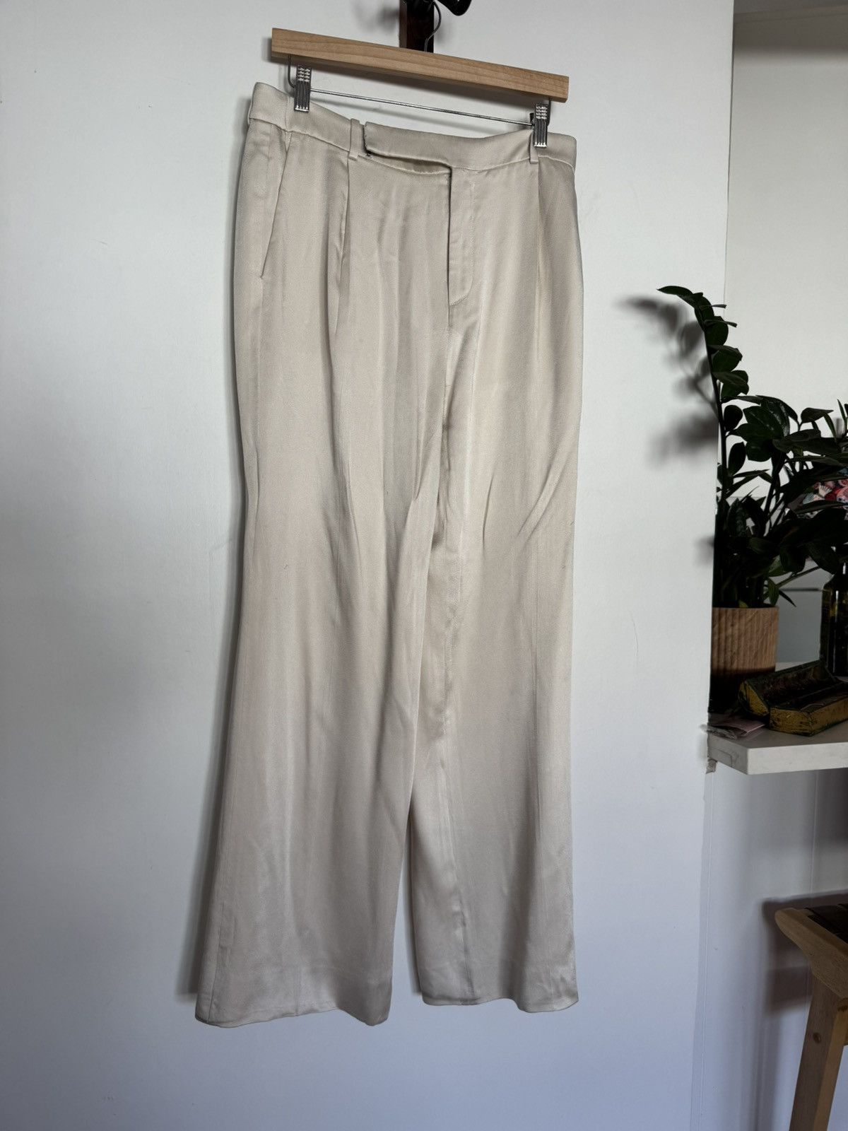 Saint Laurent Paris Viscose Cream Runway trousers Size US 32 / EU 48 - 4 Thumbnail
