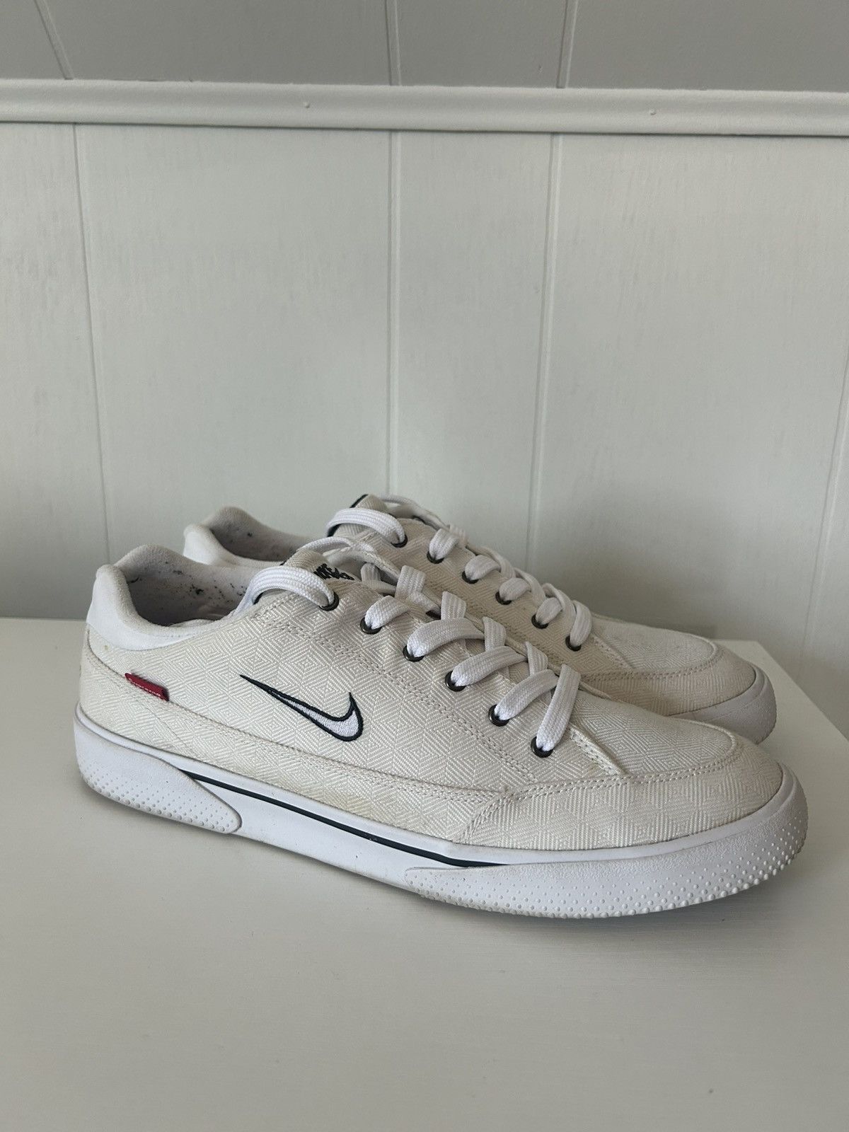 Nike × Supreme Nike SB x Supreme GTS QS White Size US 10.5 / EU 43-44 - 1 Thumbnail