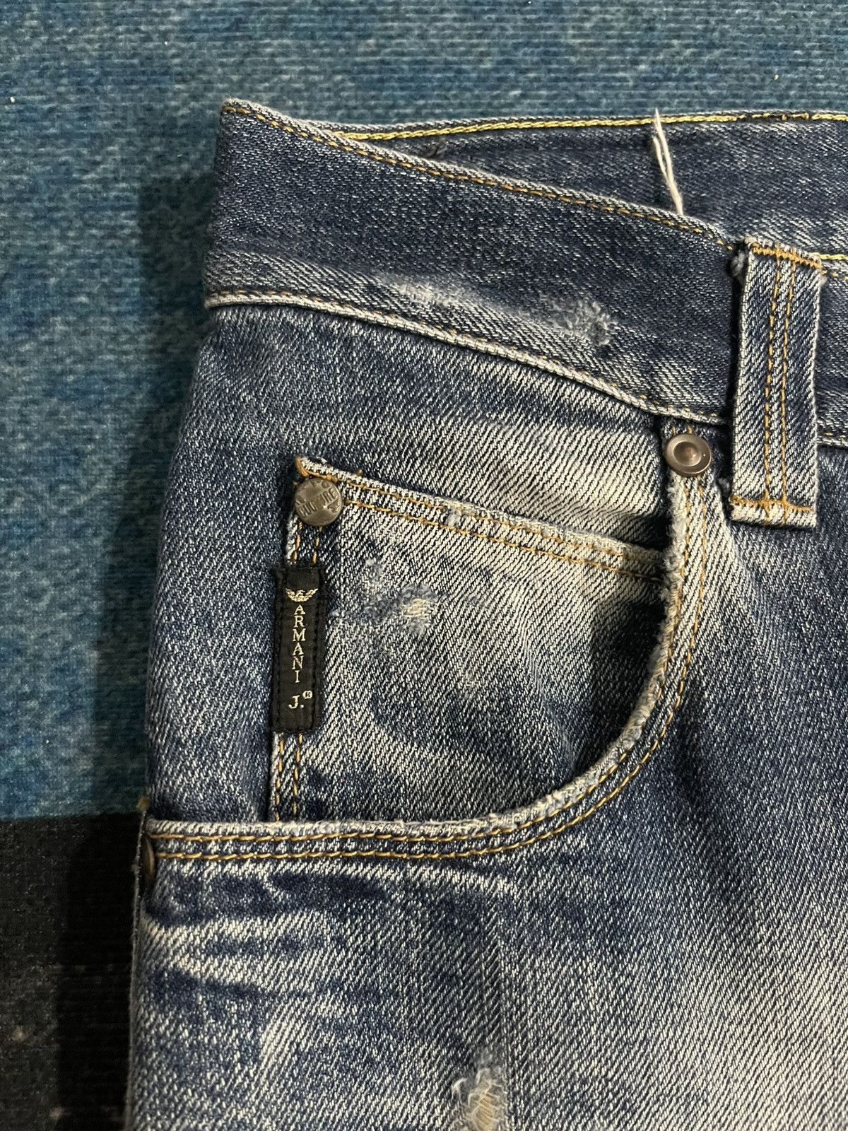 Armani Armani Jeans Distressed Denim Size US 29 - 5 Thumbnail