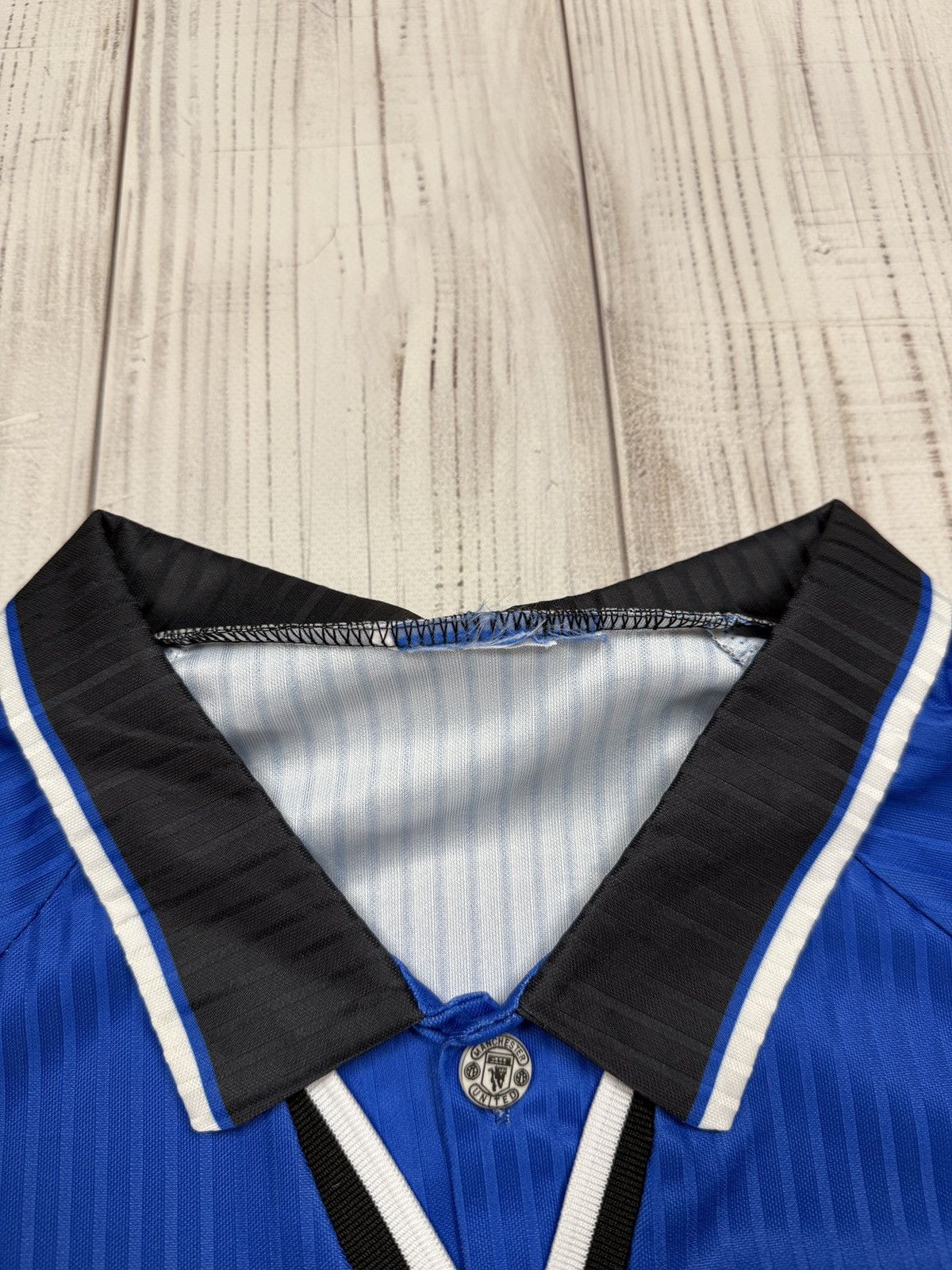 Umbro Jersey Manchester United Umbro Sharp tee Size US M / EU 48-50 / 2 - 6 Thumbnail