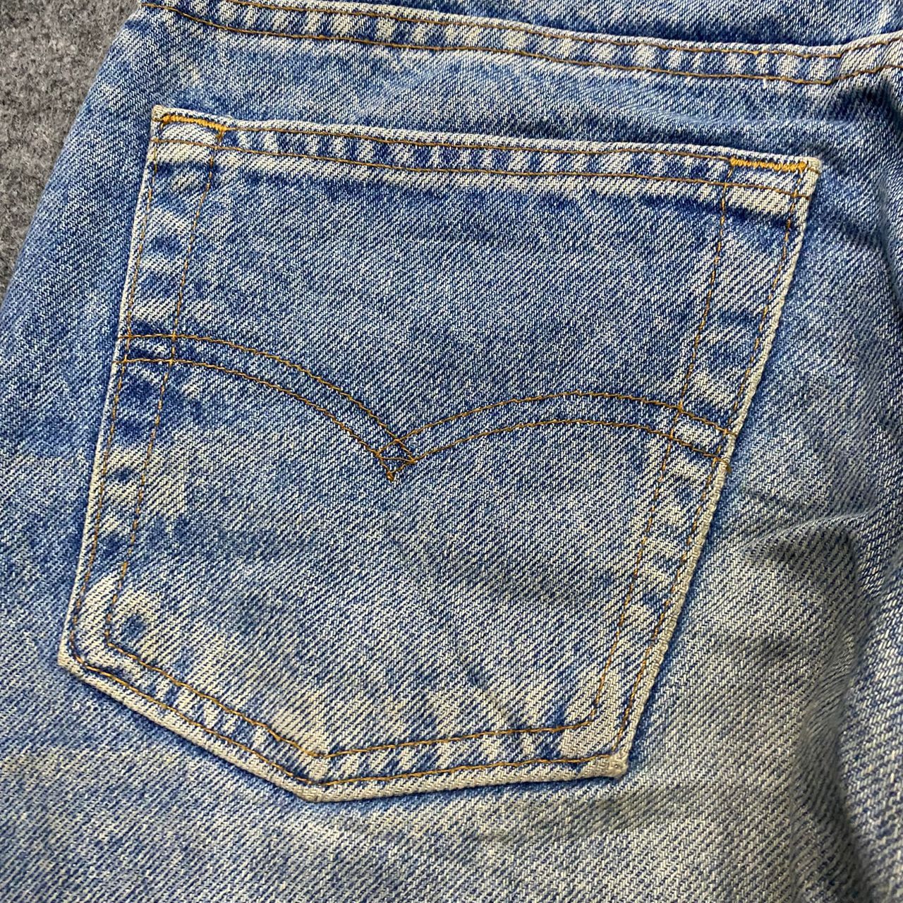 Levi's Vintage Clothing Vintage 90s Levis Distressed Denim Kurt Cobain Style Size US 32 / EU 48 - 12 Thumbnail