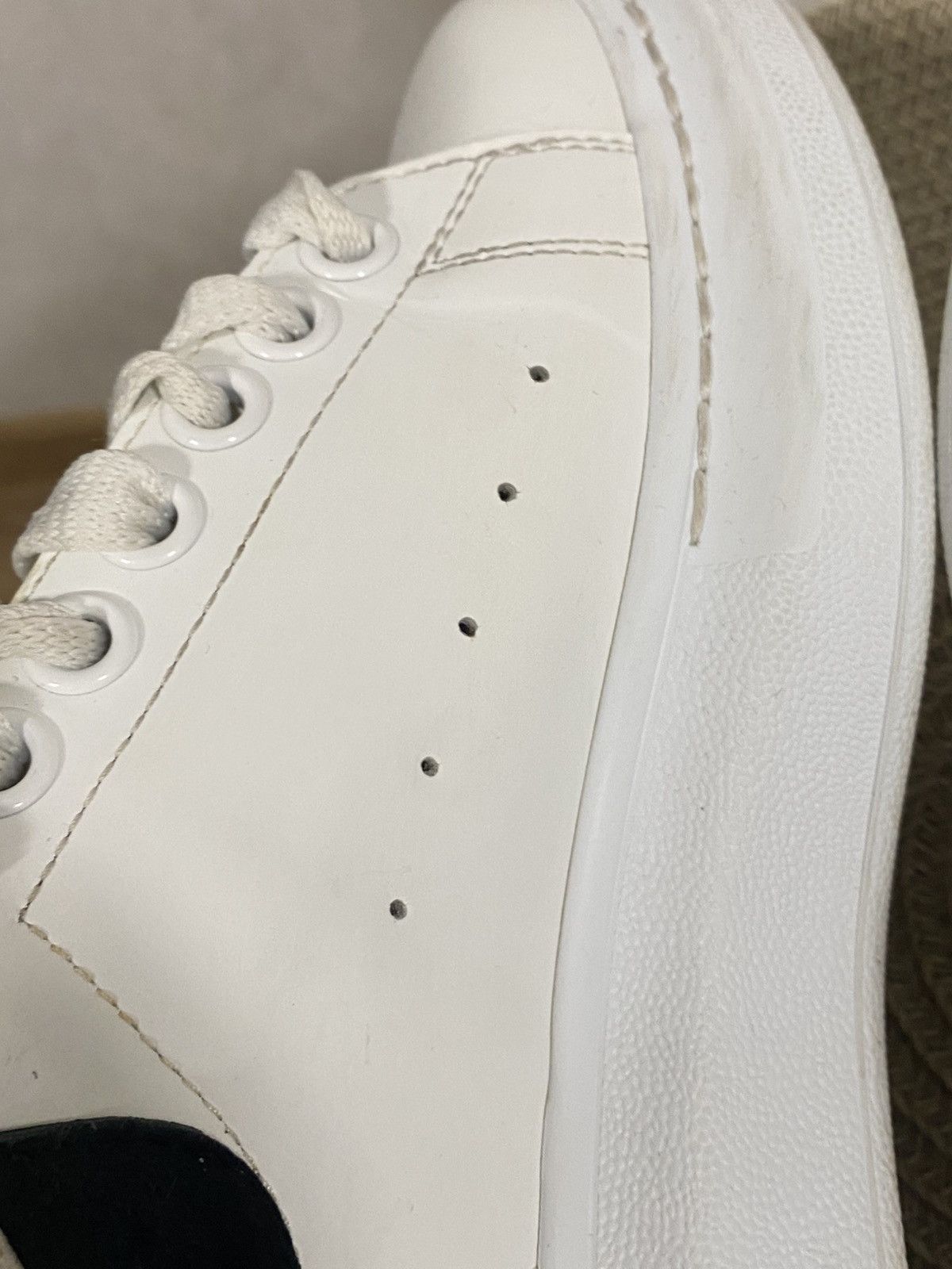 Alexander McQueen Alexander McQueen Oversized White Sneakers Size: 36 Size US 6 / IT 36 - 12 Thumbnail