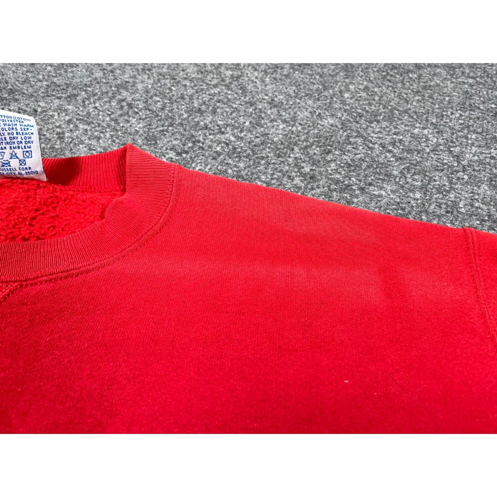 Russell Athletic VINTAGE Russell Athletic Sweatshirt Adult Medium Red Michigan Laingsburg Wolfpack 90s Retro Sports Crew Neck Pullover Size US M / EU 48-50 / 2 - 3 Thumbnail