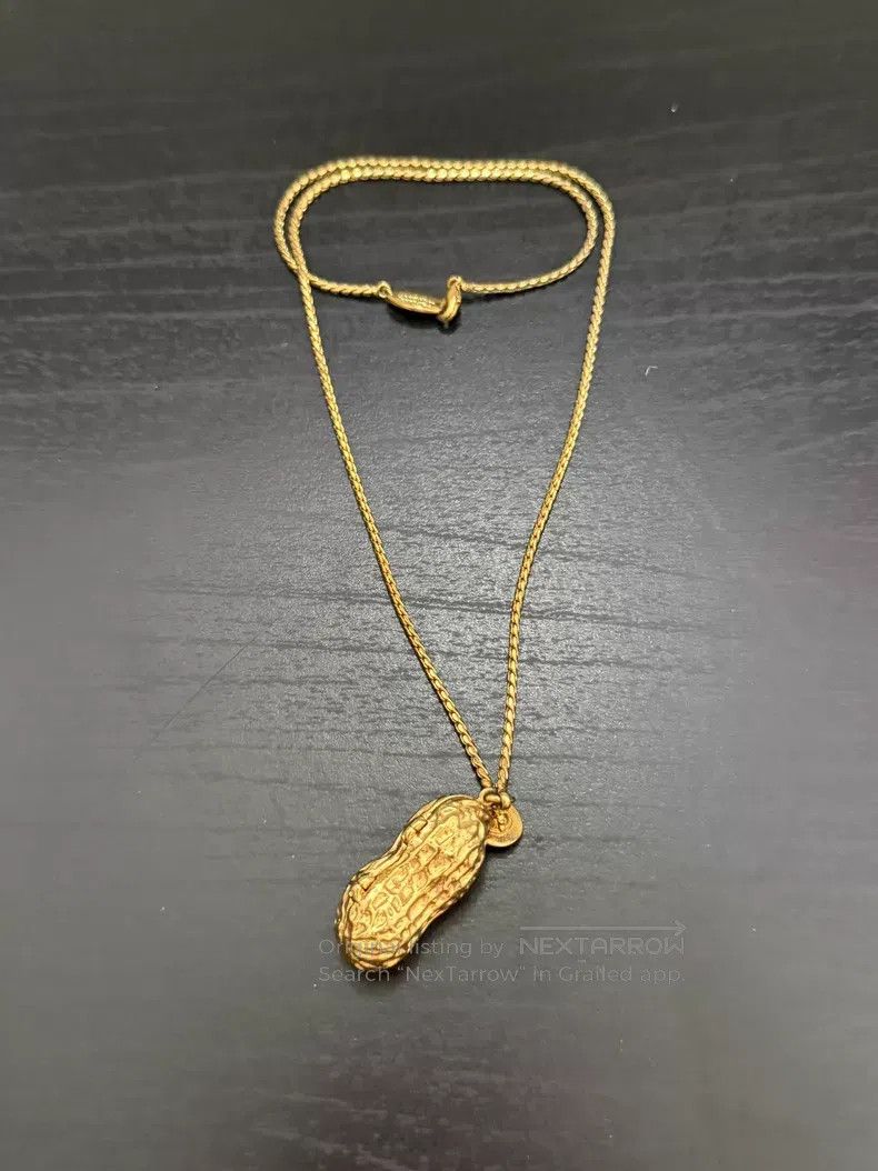 Vivienne Westwood Vivienne Westwood Golden Peanut, Openable Necklace, Sweate Size ONE SIZE - 1 Thumbnail