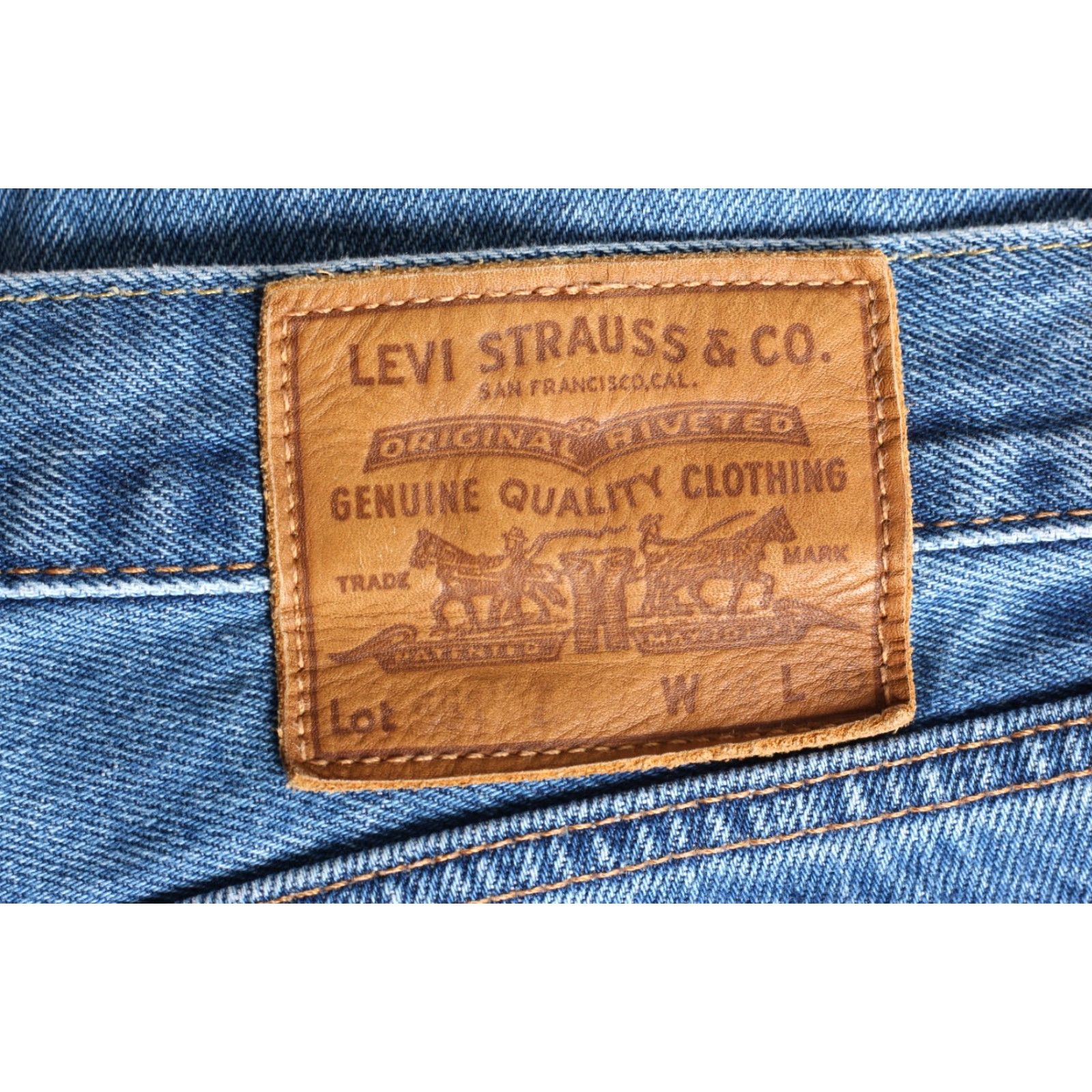 Levi's VINTAGE LEVI’S 551Z PREMIUM Big E Authentic Straight Jeans Men W28 L30 DZ7036 Size US 28 / EU 44 - 4 Thumbnail