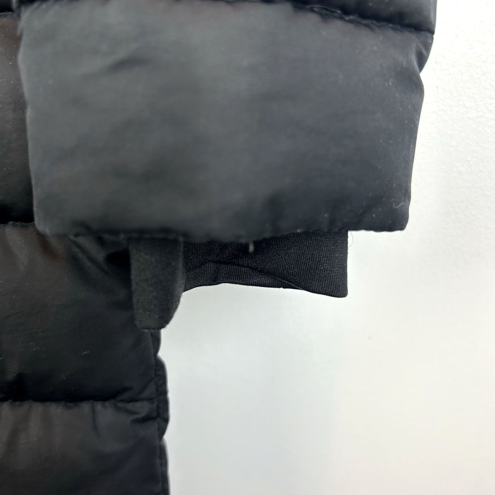 DKNY DKNY Down Puffer Coat Womens Small Black Hooded Mid Length Zip Pockets Cozy Winter Weather Jacket Mens? Size S / US 4 / IT 40 - 6 Thumbnail