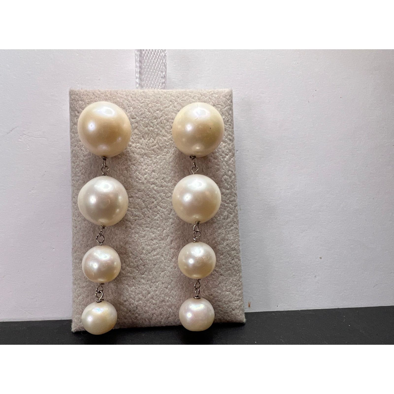 Other Graduated dangling pearl earrings in sterling silver Size ONE SIZE - 10 Thumbnail
