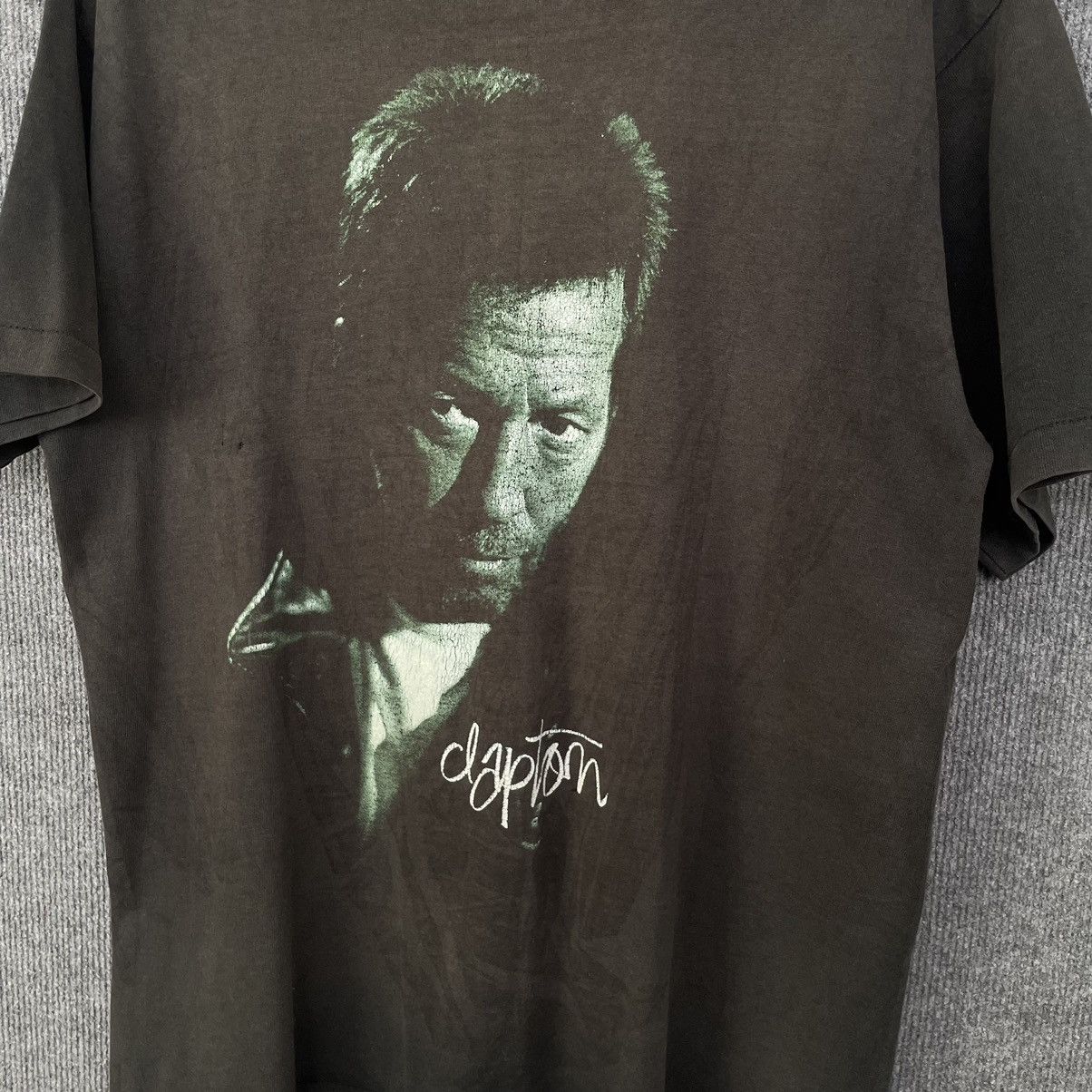 Band Tees × Vintage Vintage 1997 Eric Clapton Japan Tour Faded Black T Shirt Size US L / EU 52-54 / 3 - 2 Thumbnail